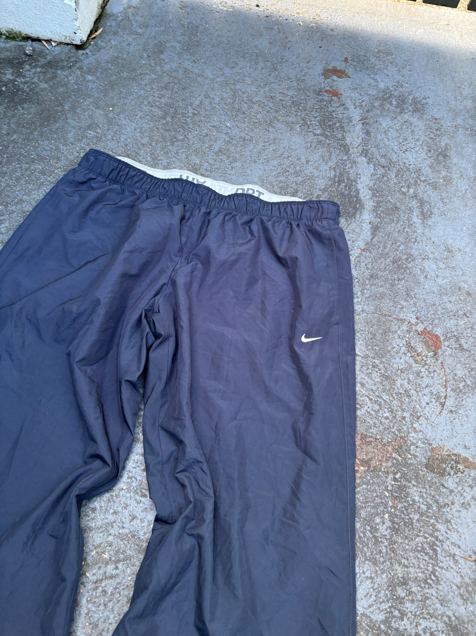Vintage Y2K Nike Track Pants Men’s L Navy White Swoosh Wide Leg Classic Windbreakers