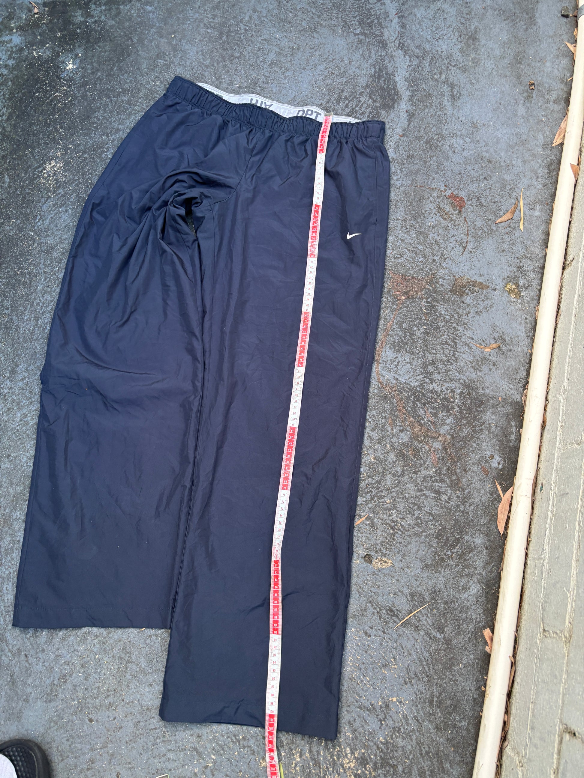 Vintage Y2K Nike Track Pants Men’s L Navy White Swoosh Wide Leg Classic Windbreakers