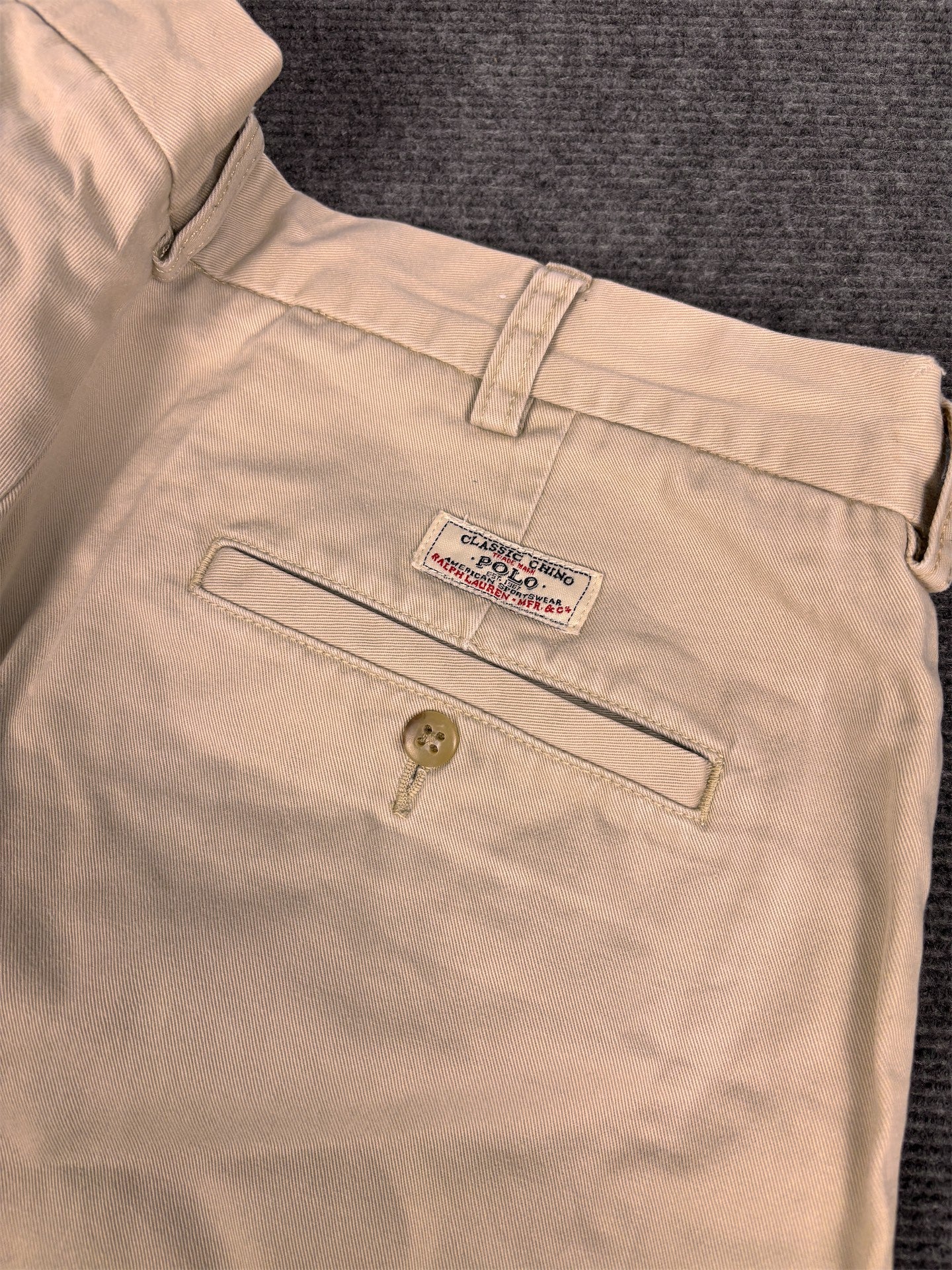 Vintage 90's Ralph Lauren Chino Pants Men's  Beige 38 x 34 leg classic pleated Wide Leg