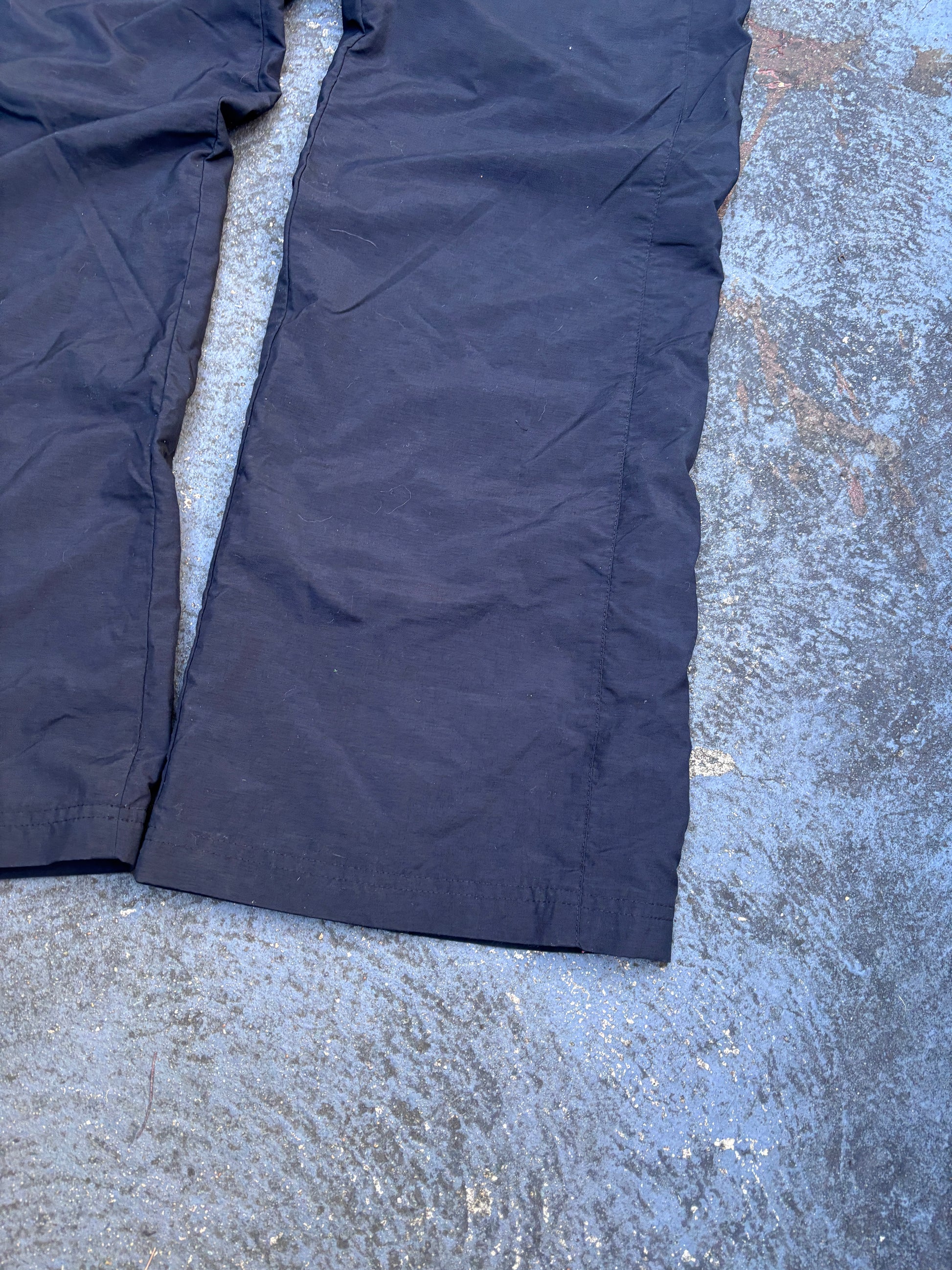 Vintage Y2K Nike Track Pants Women’s L Black Purple Logo Nylon Windbreakers
