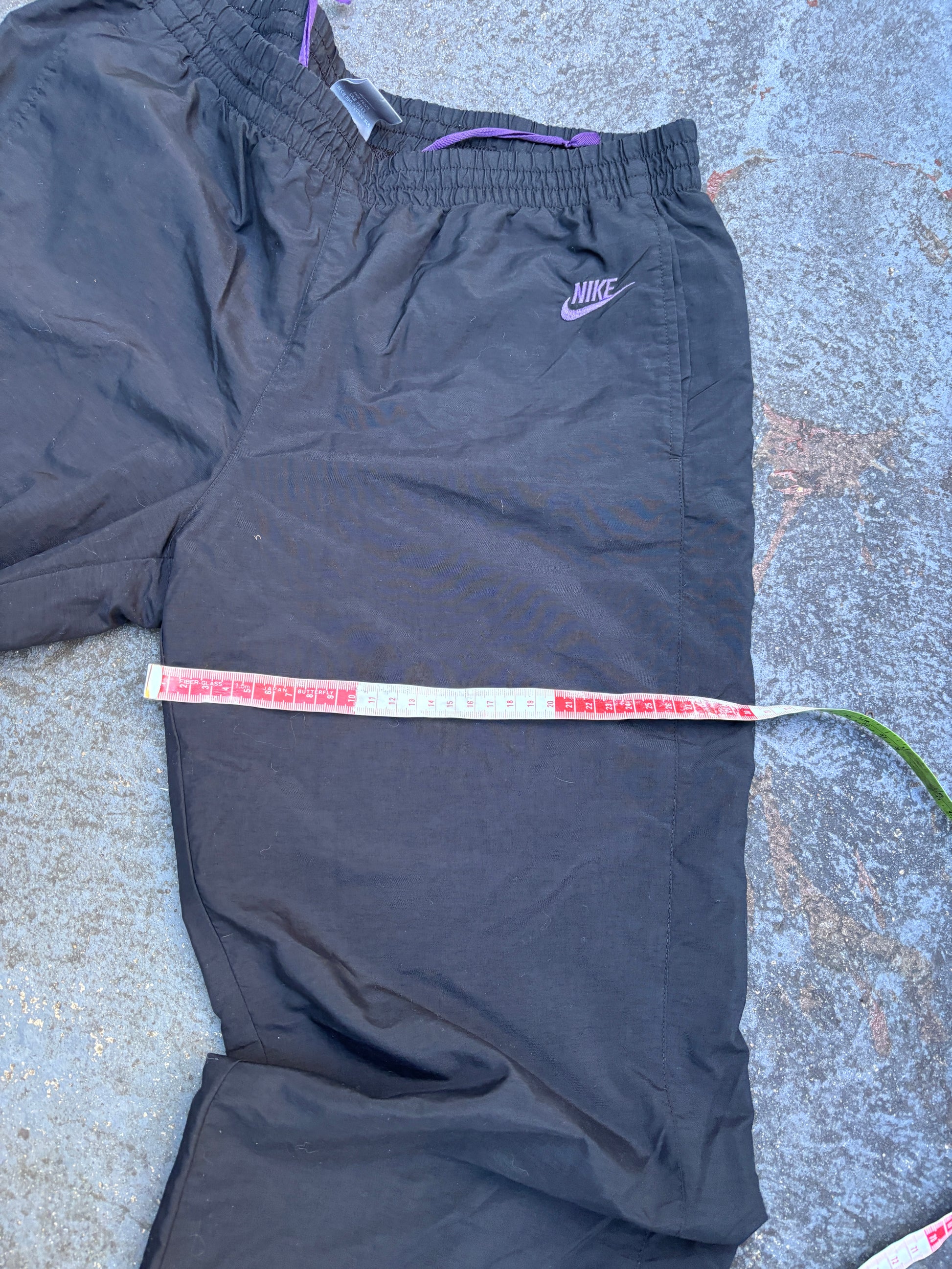 Vintage Y2K Nike Track Pants Women’s L Black Purple Logo Nylon Windbreakers