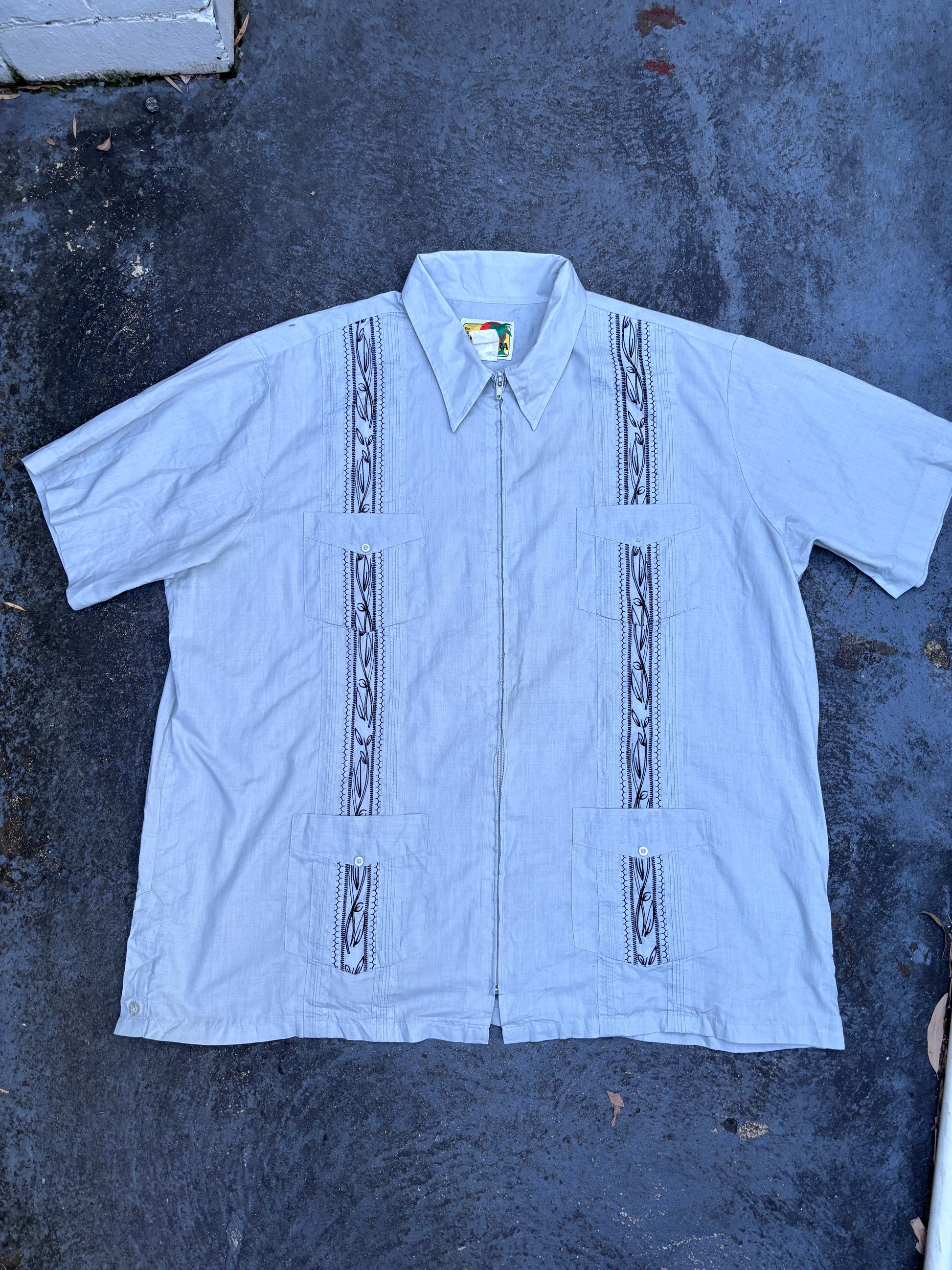 Vintage Y2K Guayabera Cuban Shirt Men’s XL Light Green 4 Pocket Full Zip