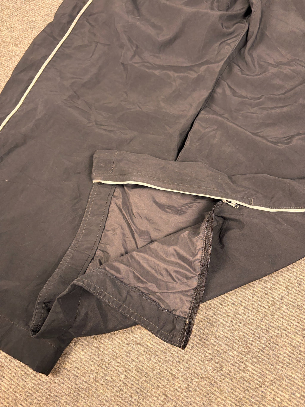 Vintage Y2K Nike Track Pants Men's XL black grey piping baggy joggers Wide Leg