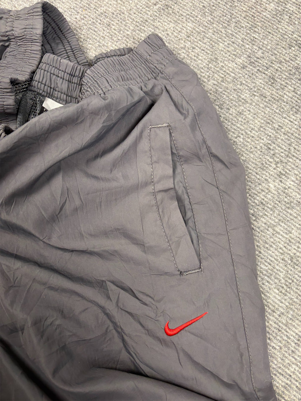 Vintage Y2K Nike Track Pants Men's XL Grey red swoosh baggy joggers Wide Leg