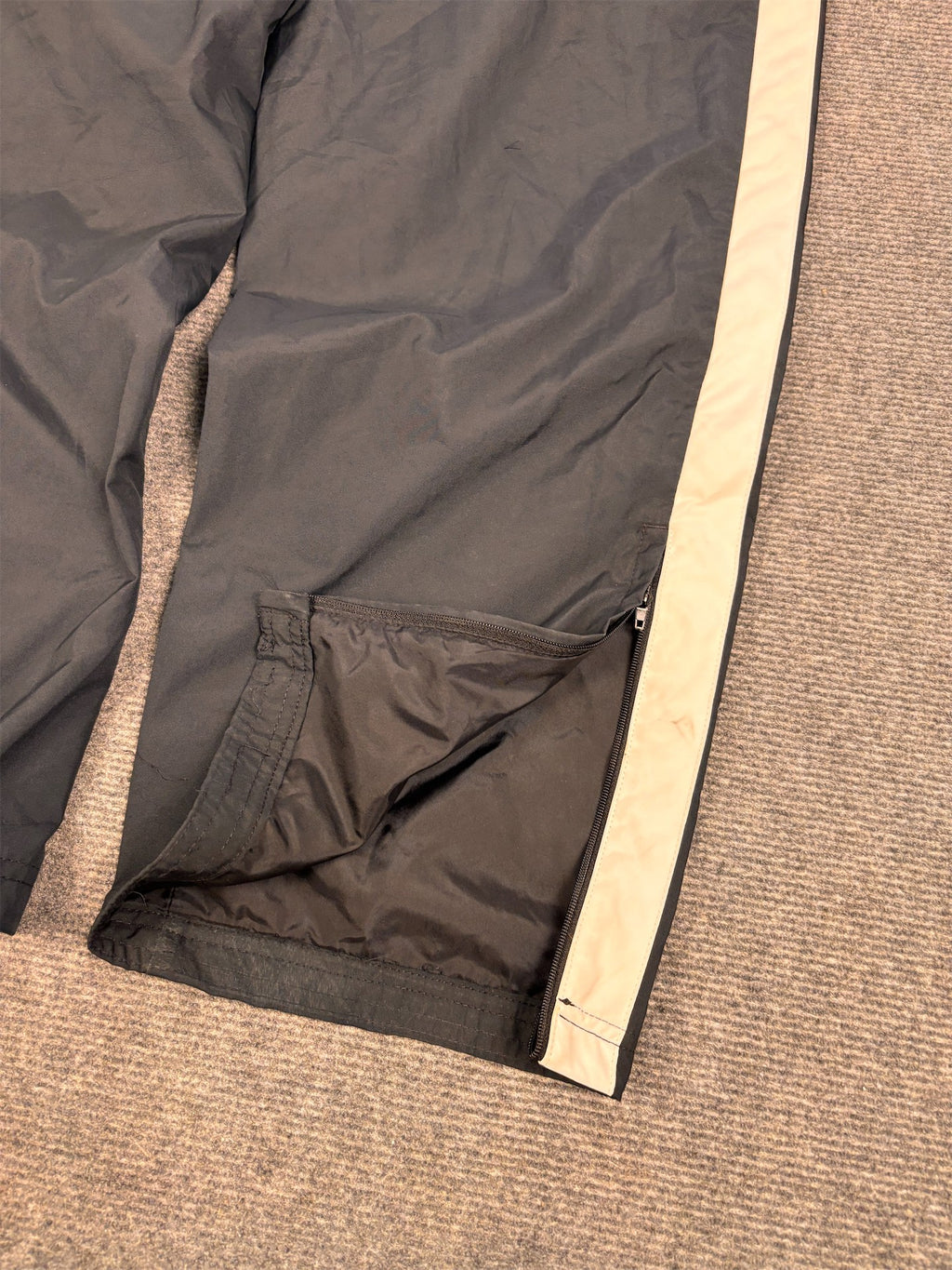 Vintage Classic Nike Track Pants Men's M Black white swoosh side panel joggers Wide Leg