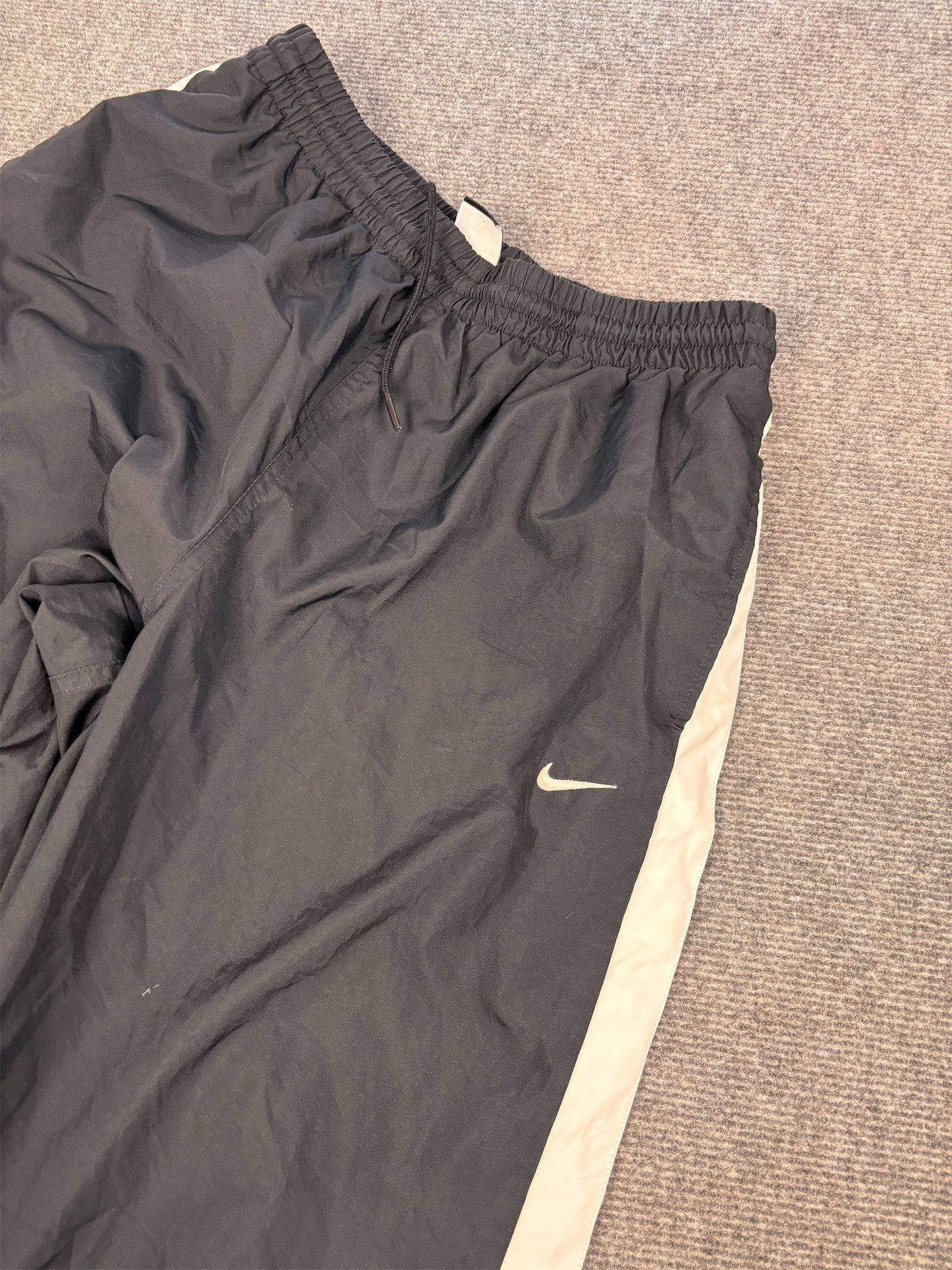 Vintage Classic Nike Track Pants Men's M Black white swoosh side panel joggers Wide Leg