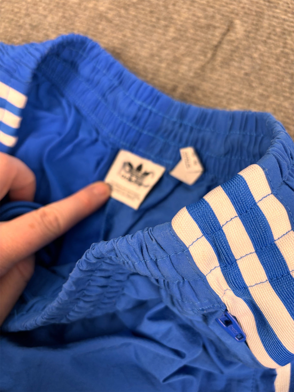 Classic Adidas Track Pants Women's XS Blue white 3 stripe flower logo cuffed joggers Tapered