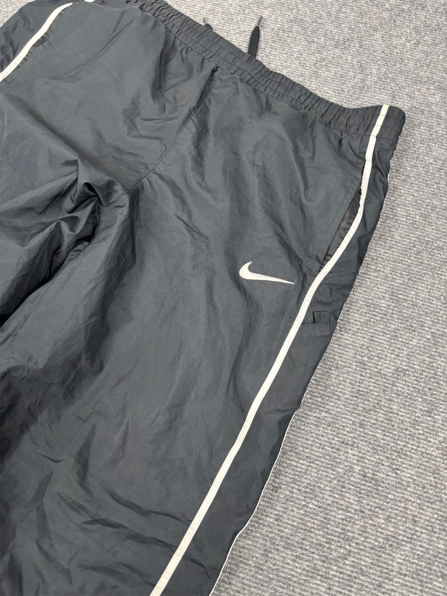 Classic Nike Track Pants Women's M Black White Piping Classic Joggers