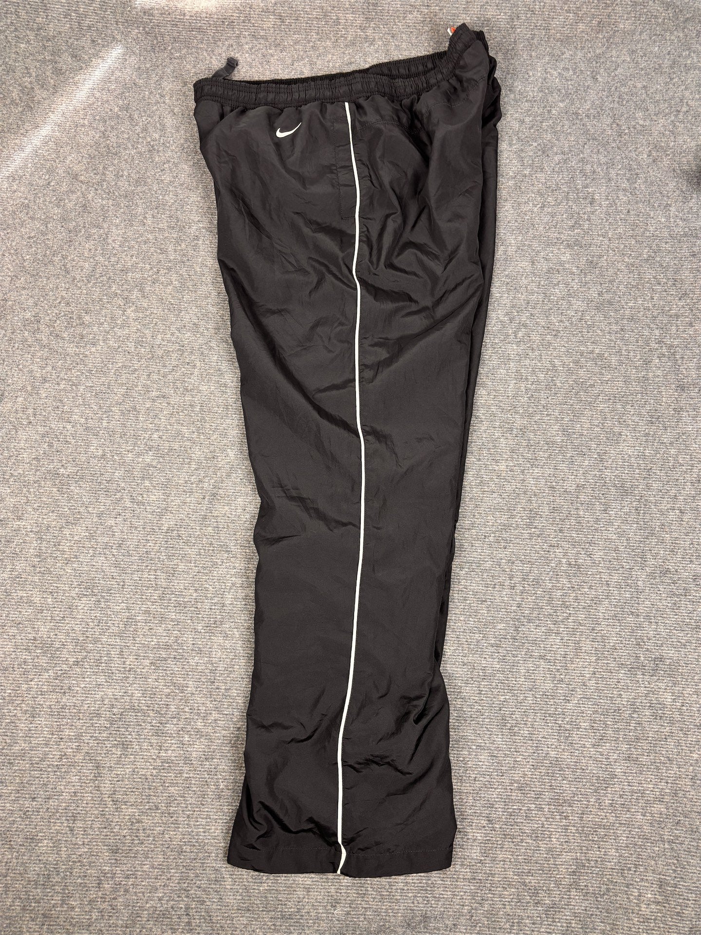 Vintage Y2K Nike Track Pants Women's XL Black White Piping Swoosh Joggers Wide Leg