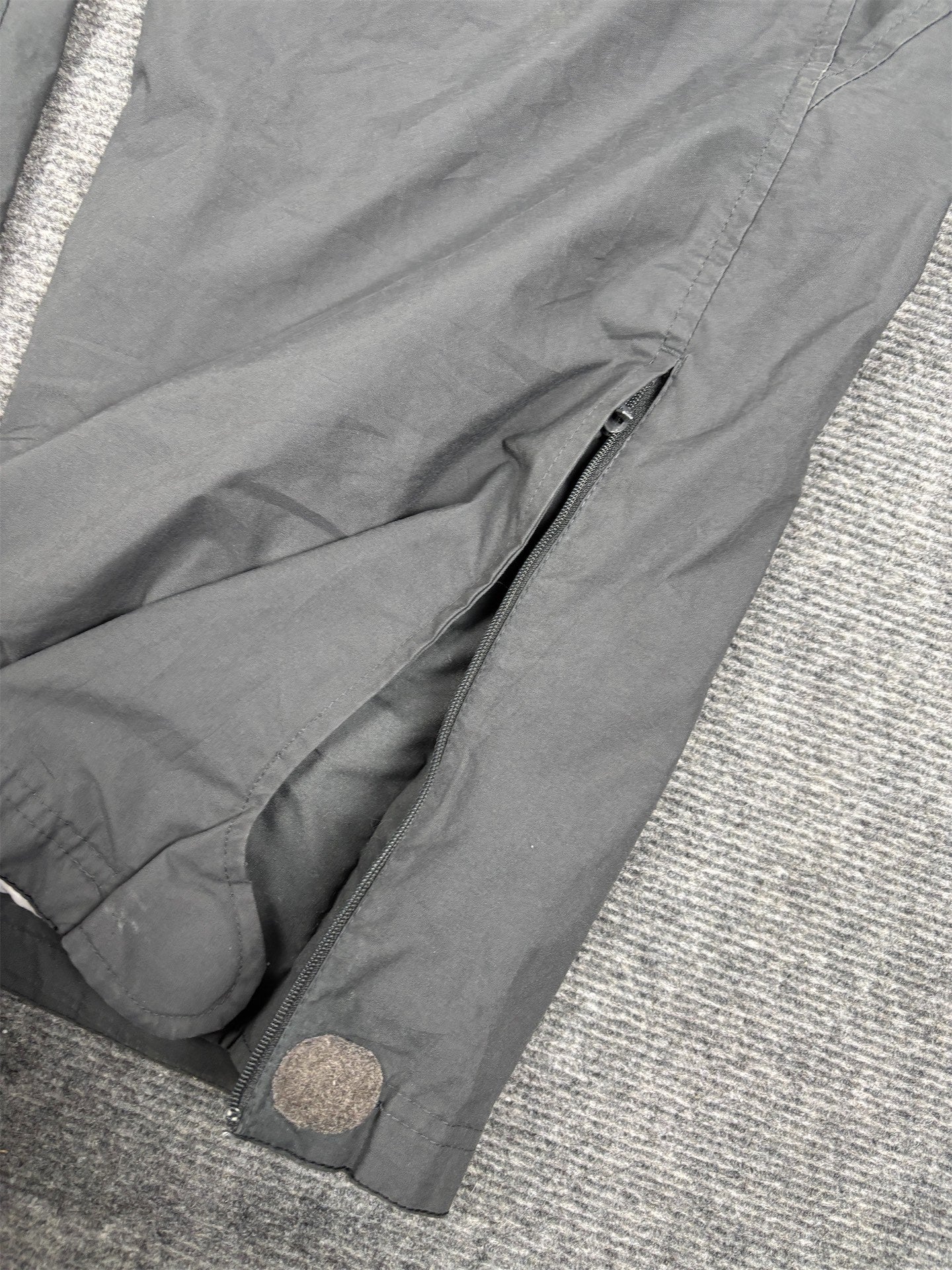 Vintage Y2K Nike Cargo Track Pants Men's L Grey White Swoosh Baggy Joggers