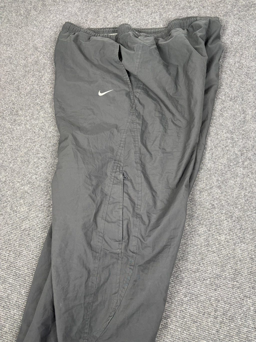 Vintage Y2K Nike Cargo Track Pants Men's L Grey White Swoosh Baggy Joggers
