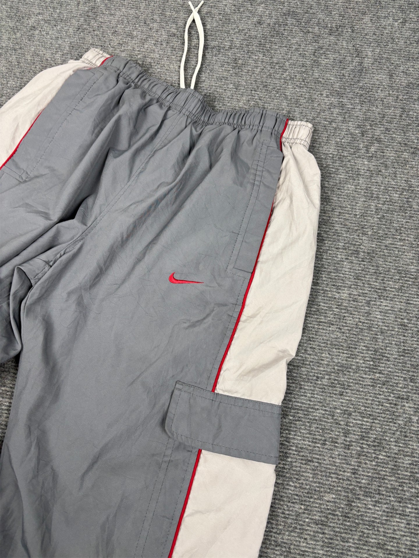 Vintage Y2K Nike 3/4 Cargo Track Pants Women's XS Grey Red Piping Swoosh Joggers
