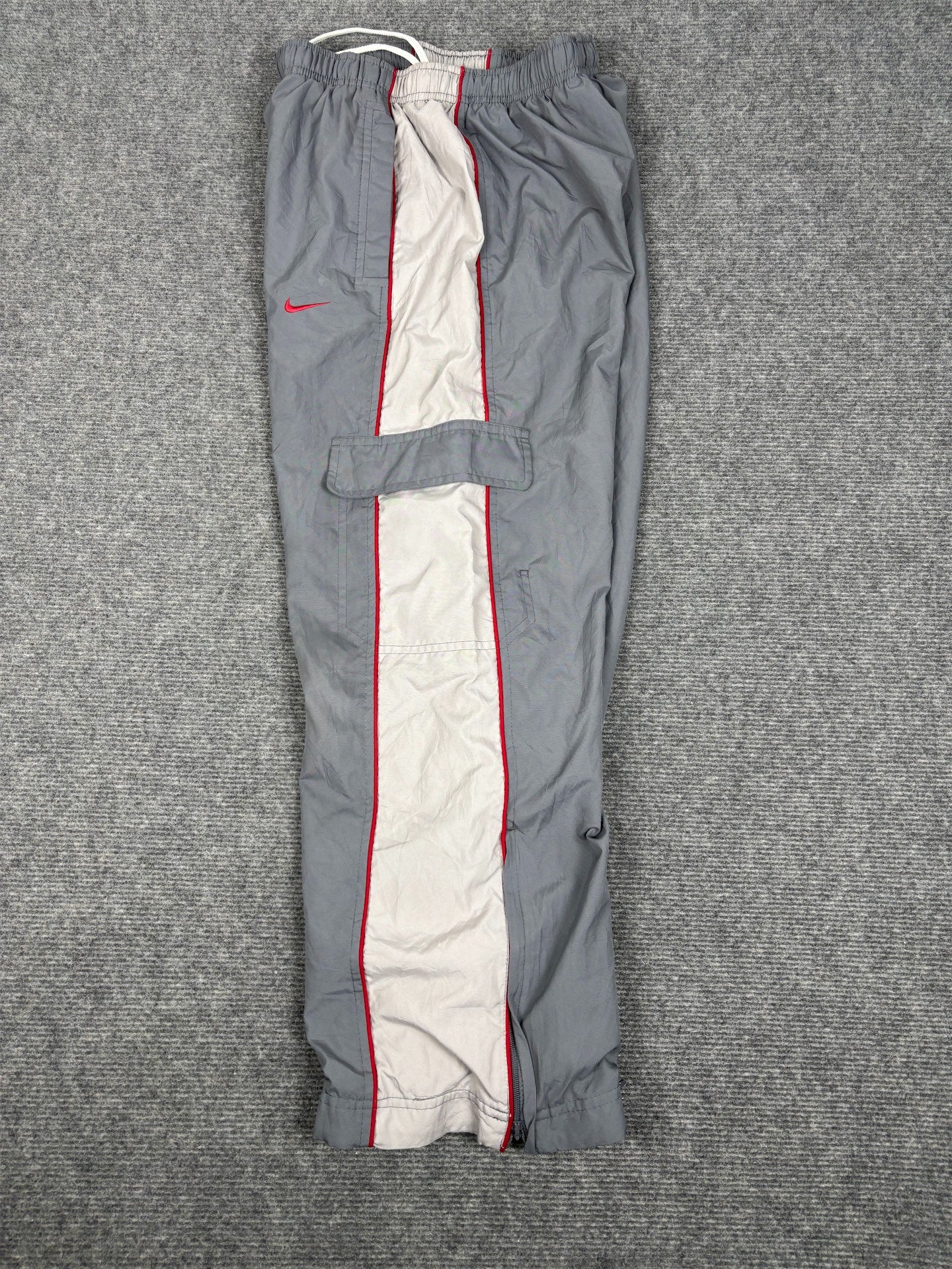 Vintage Y2K Nike 3/4 Cargo Track Pants Women's XS Grey Red Piping Swoosh Joggers