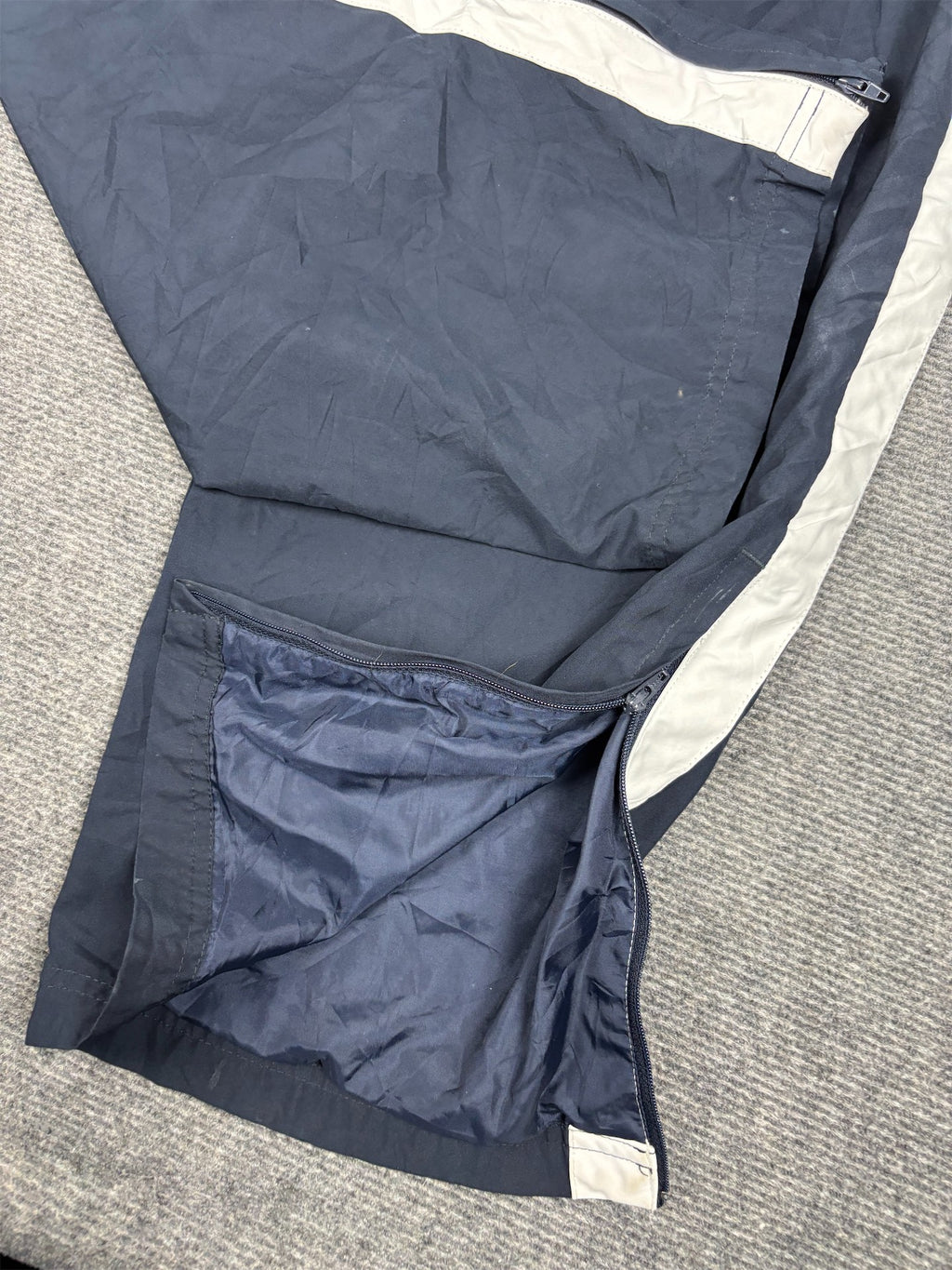 Classic Nike Track Pants Men's XL Navy White Panel Swoosh Baggy Joggers