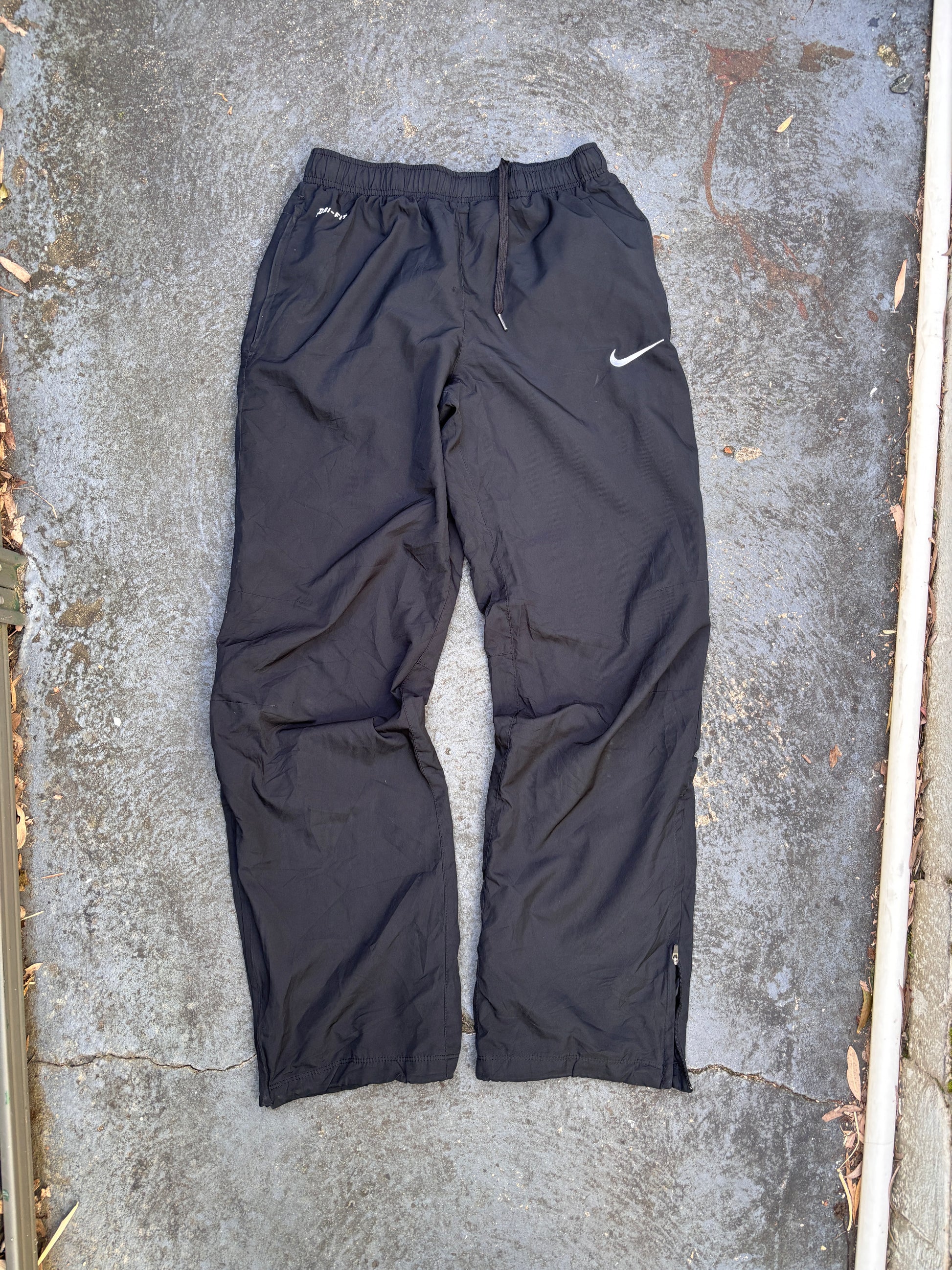 Classic Nike Track Pants Size S Black White Swoosh Nylon Style Windbreakers