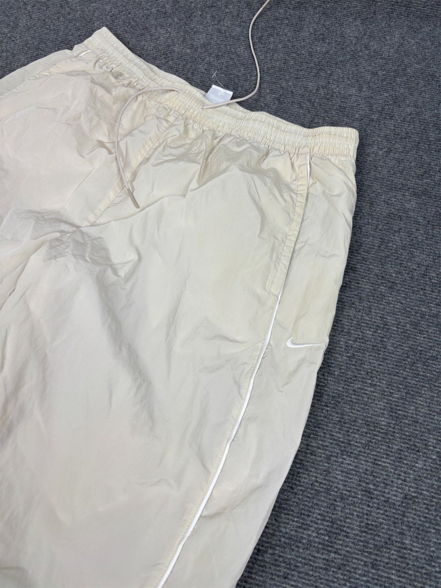 Classic Nike Track Pants Men's M Cream White Swoosh Piping Baggy Joggers