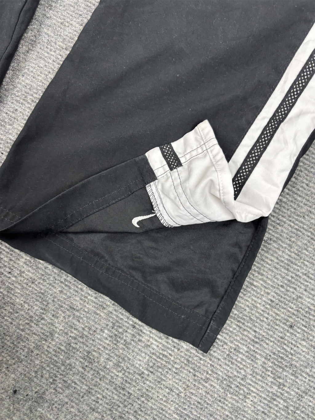 Vintage Y2K Nike Track Pants Women's S Black White Panels Ankle Swoosh
