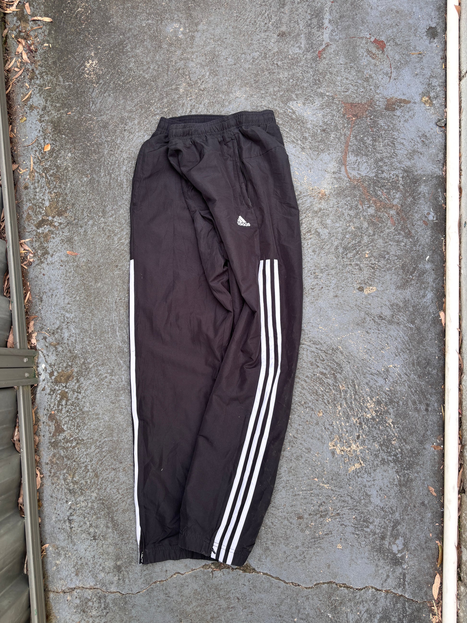 Adidas Track Pants Size M Black White 3 Stripe Classic Windbreakers