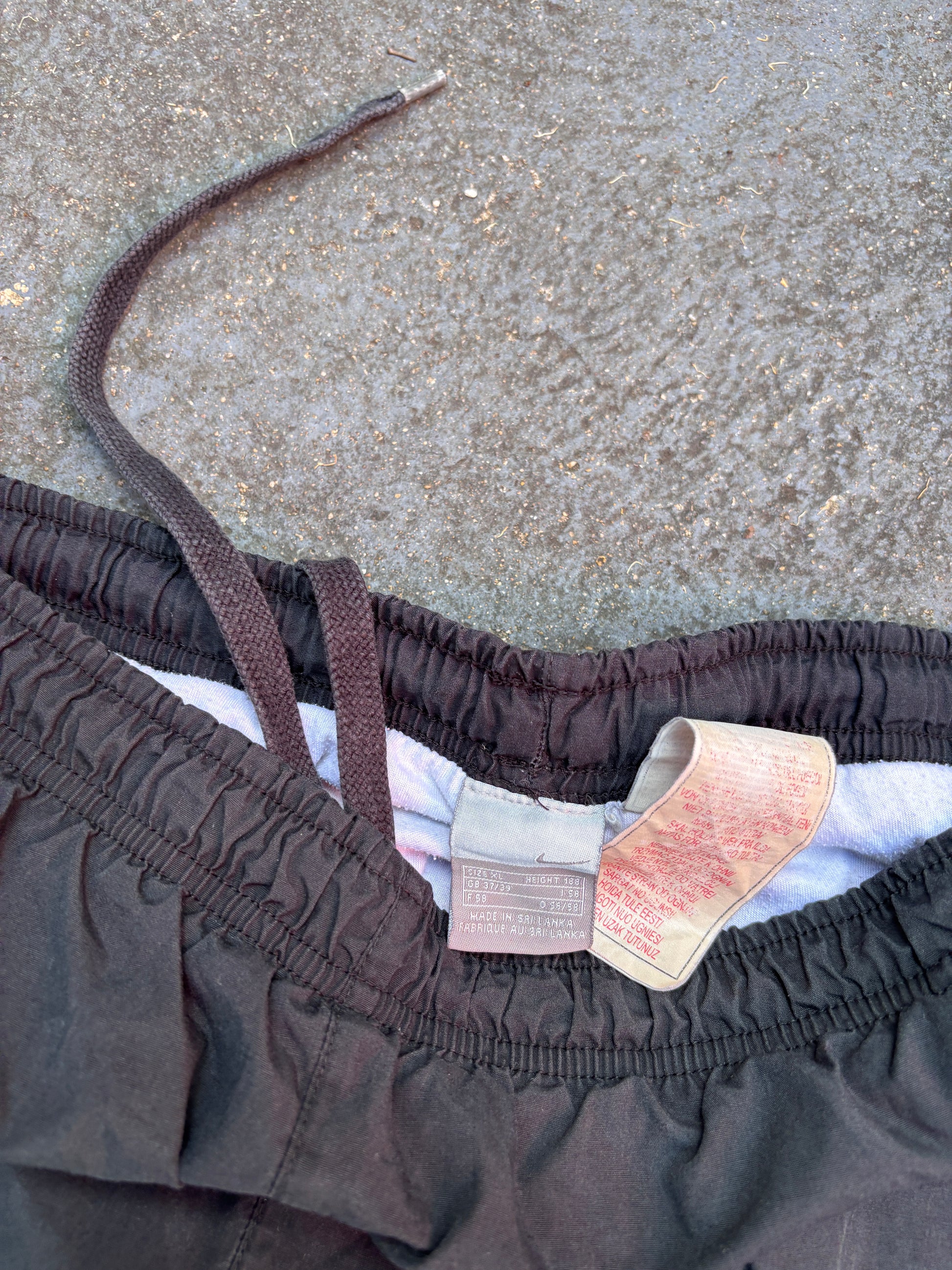 Vintage Y2K Nike Cargo Track Pants XL Black White Grey Side Detail Wide Leg