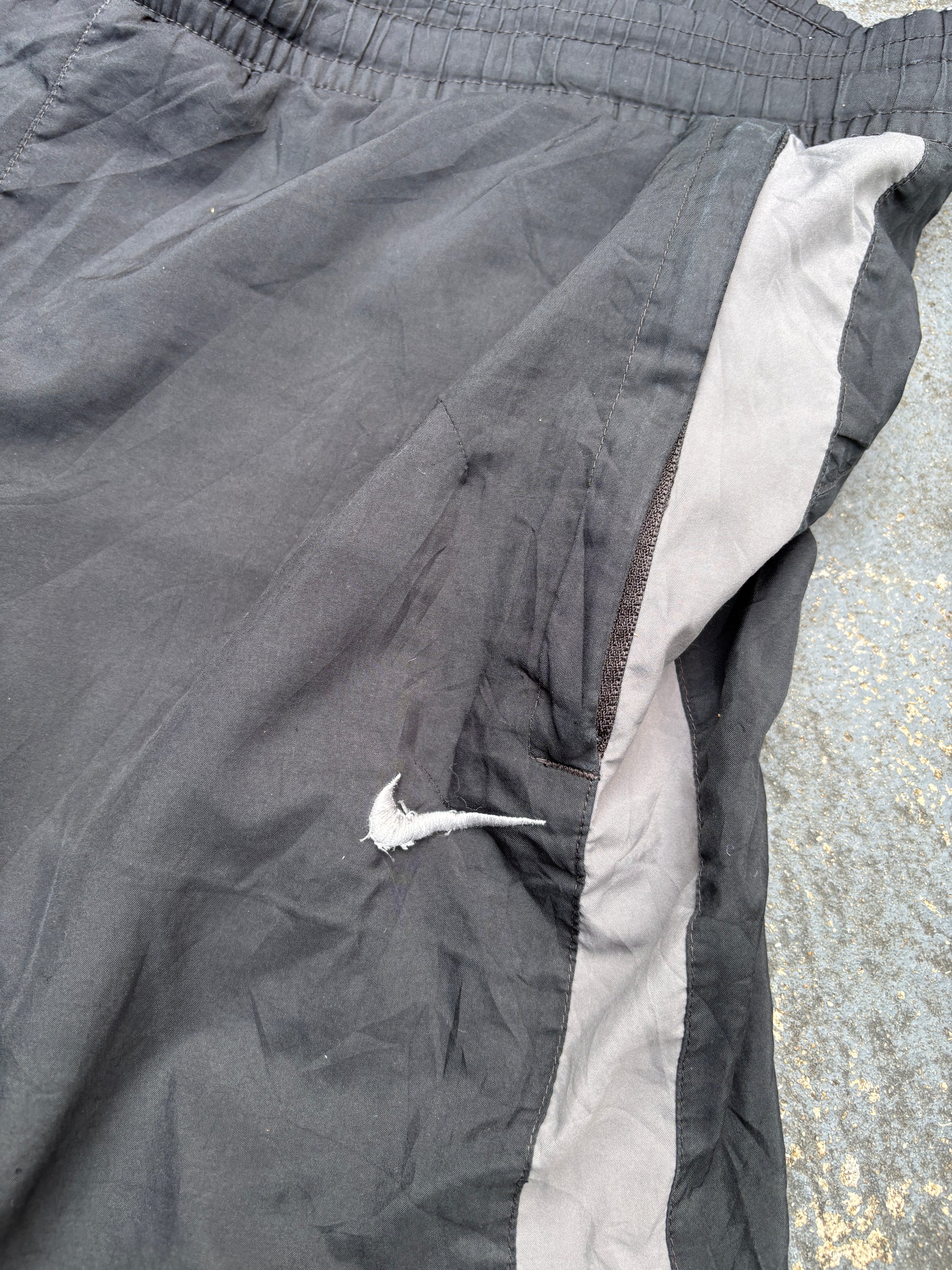 Vintage Y2K Nike Track Pants M Black Grey Swoosh Side Detail Wide Leg Windbreakers