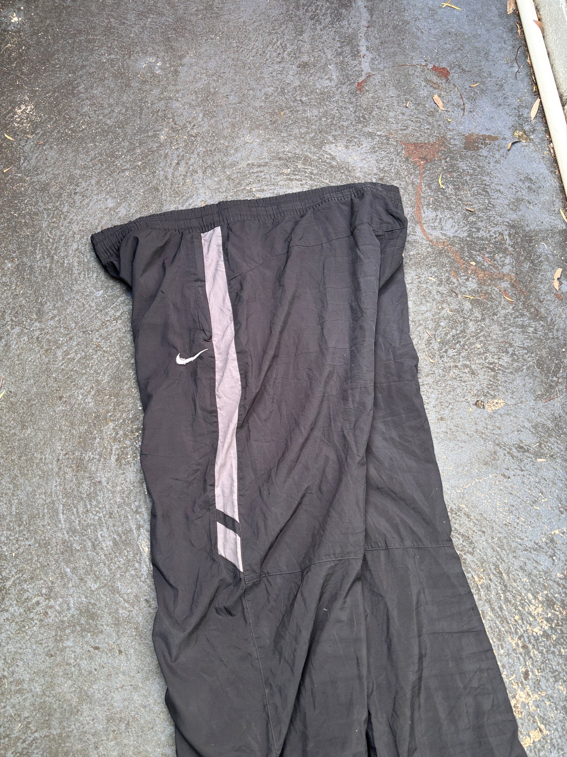 Vintage Y2K Nike Track Pants M Black Grey Swoosh Side Detail Wide Leg Windbreakers