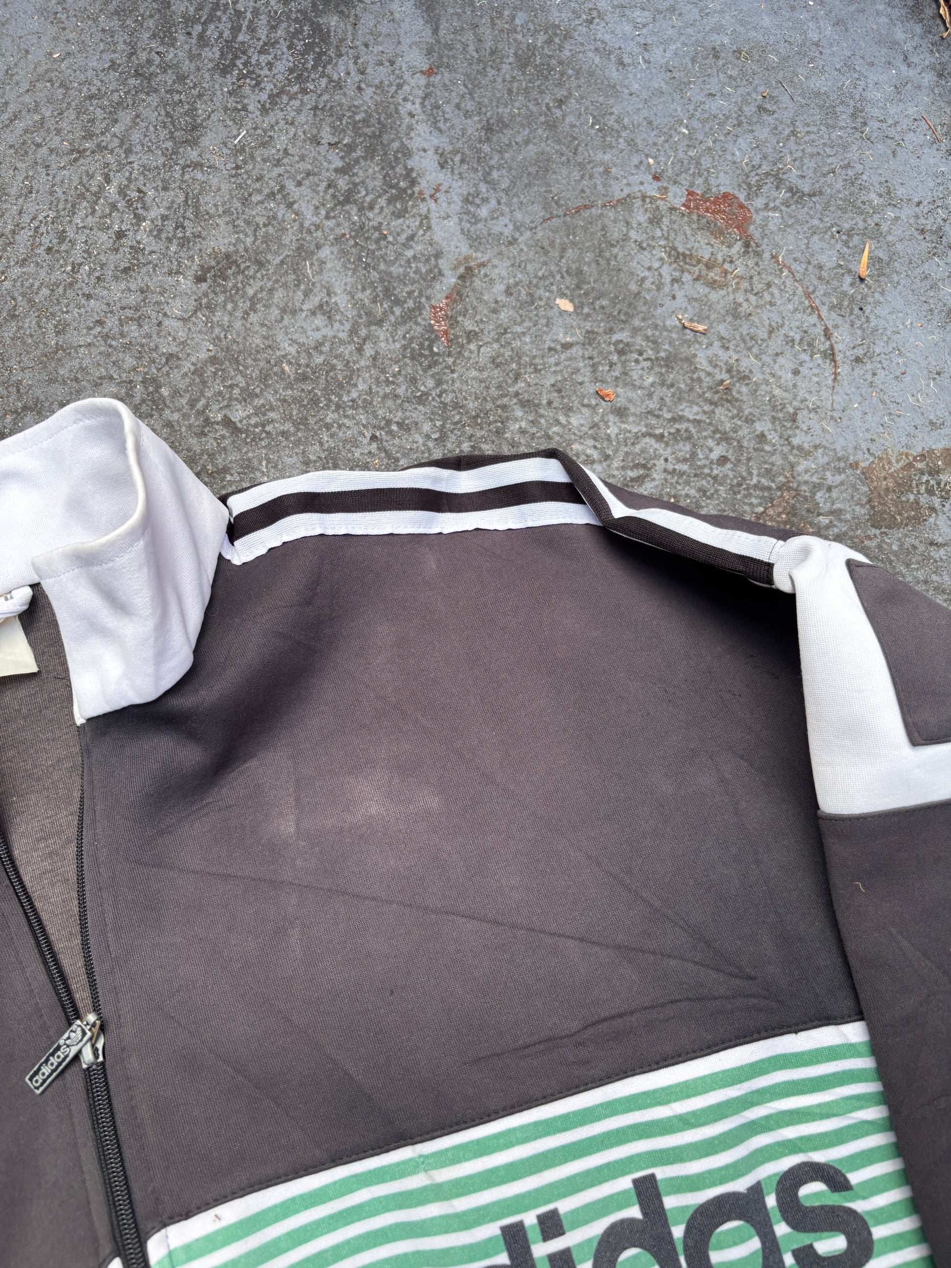 Vintage 90s Adidas Jumper Size XL Black White Detail Spell Out 3 Stripe Fleece Full Zip