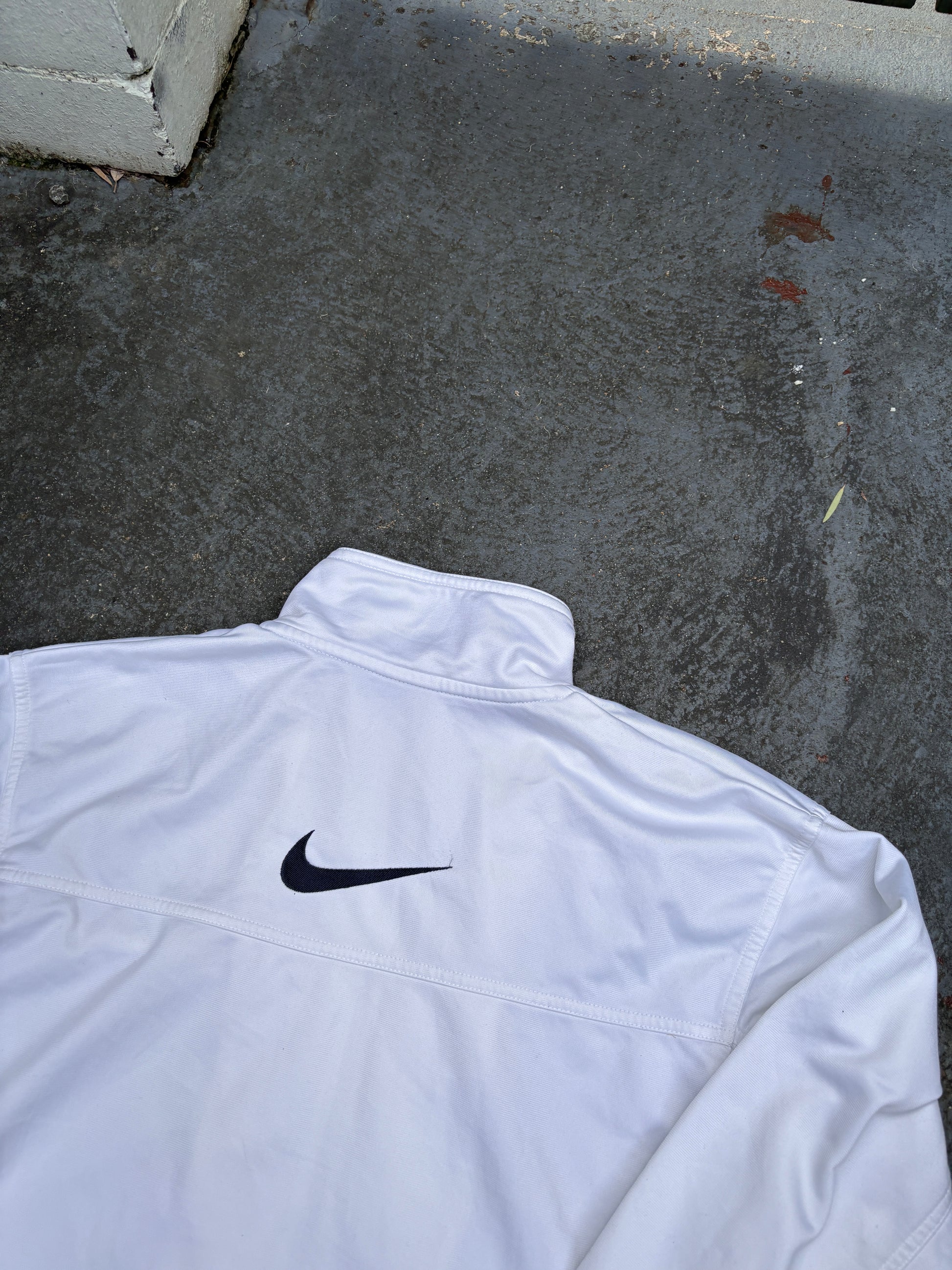 Vintage Y2K Nike Jumper Size M White Black Swoosh Satin Style Finish Full Zip