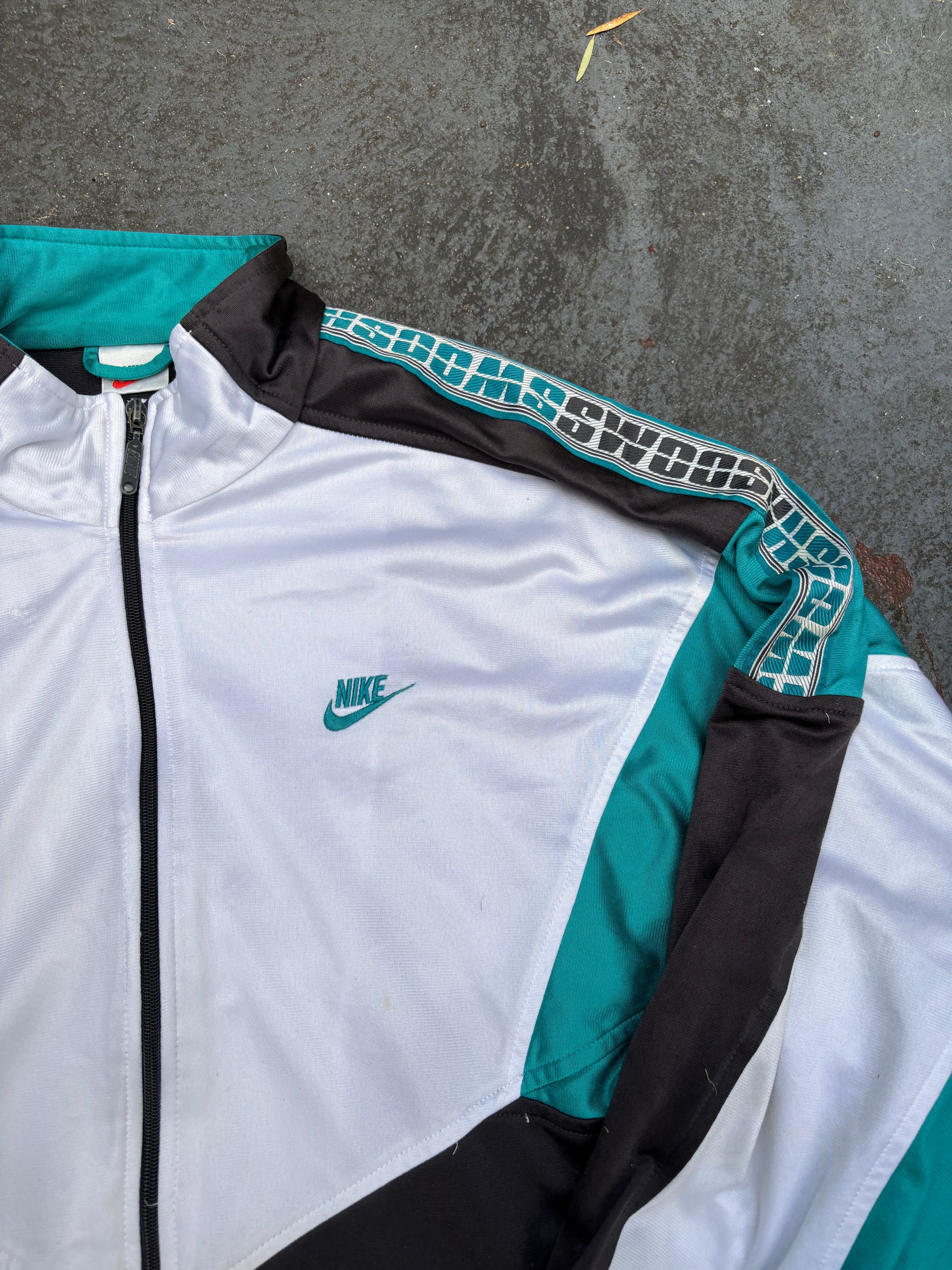 Vintage 90s Nike Jacket XL White Black Green Chest Logo Swoosh Arm Tape