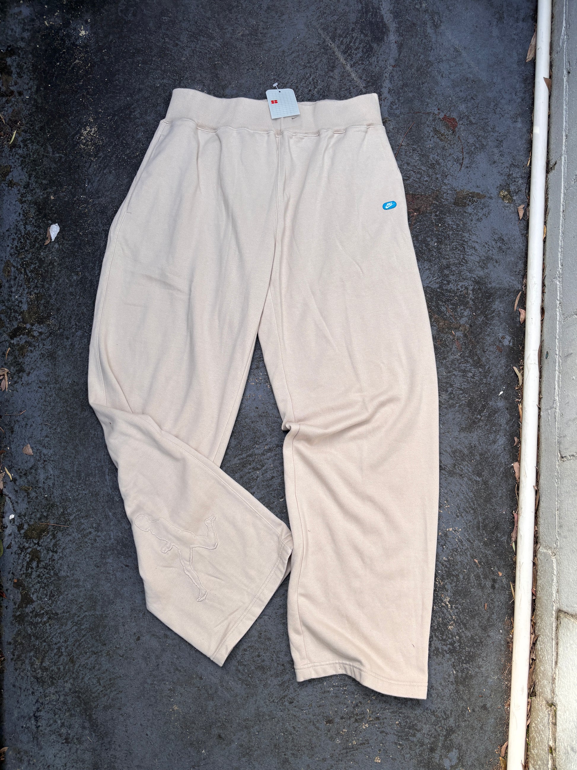 Vintage Y2K Nike Track Pants Size XL Cream NWTs Embroidered Fleece Wide Leg DEADSTOCK