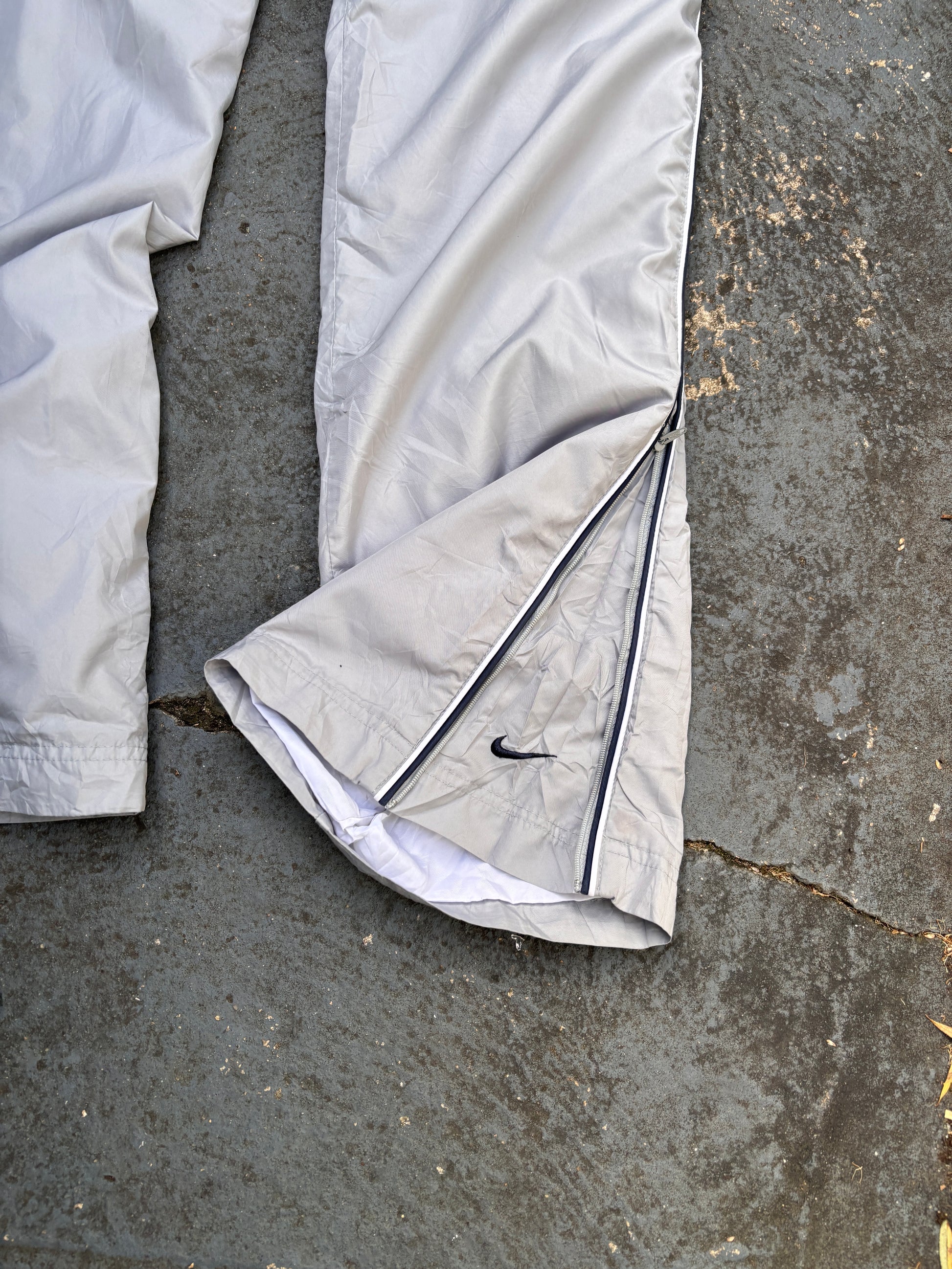 Vintage Y2K Nike Track Pants L Grey White & Blue Piping Wide Leg Nylon Windbreaker