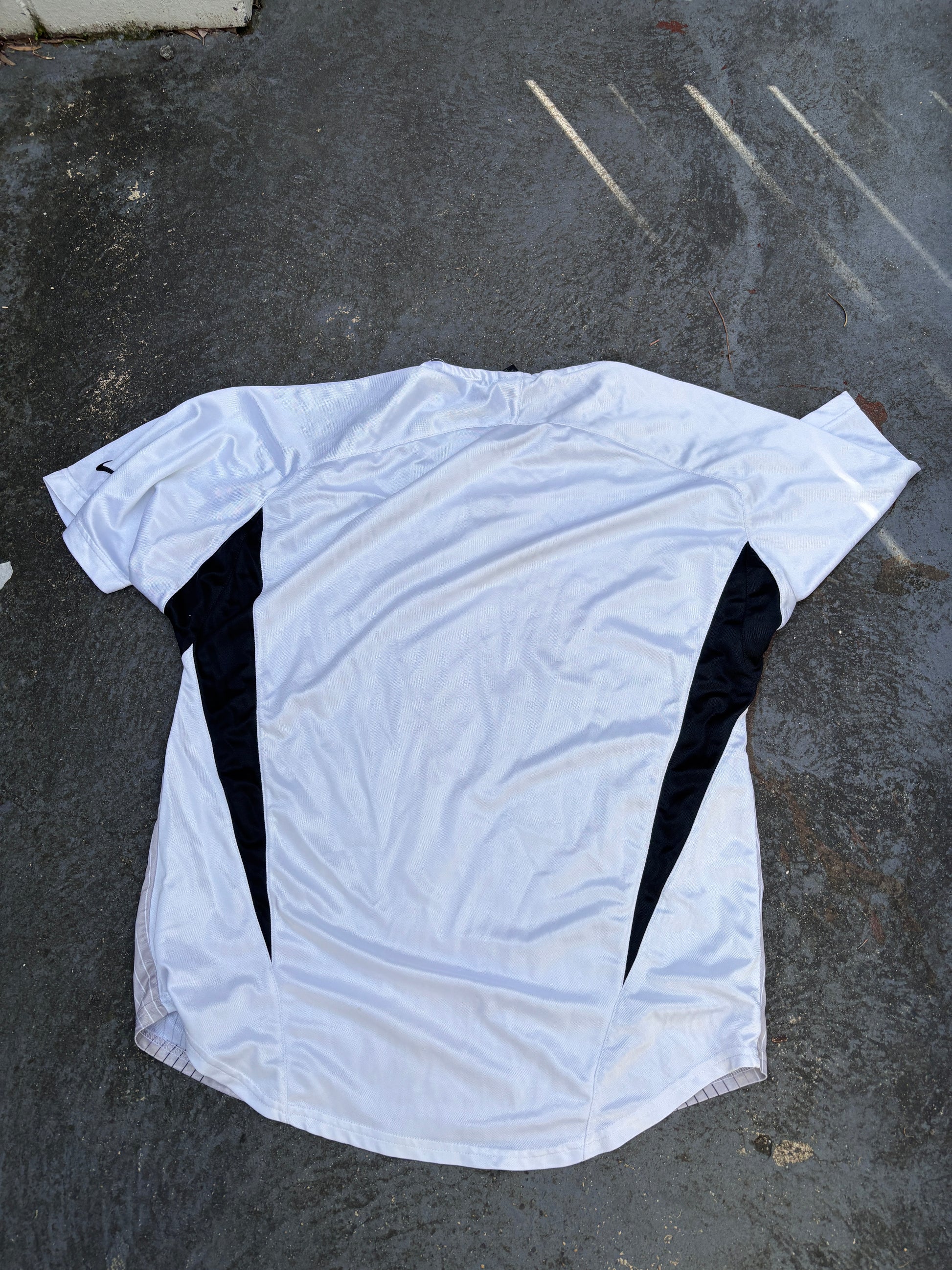 Vintage Y2K Nike Football T-shirt Size M Grey Centre Logo Satin Style Jersey