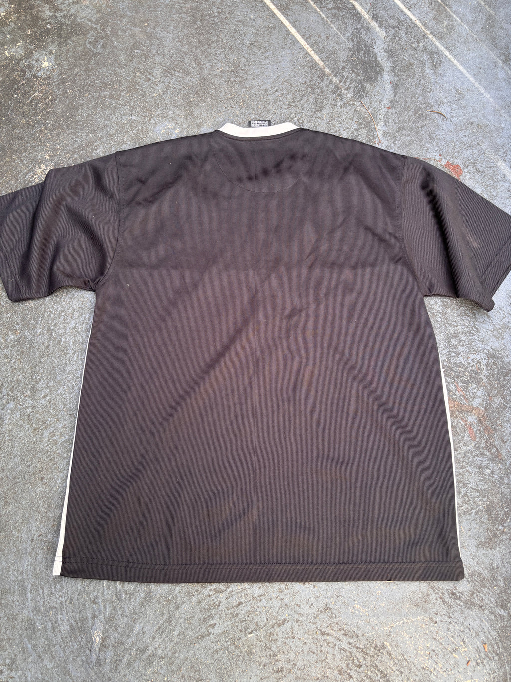 Vintage 90s Nike Football T-shirt Size L Black Beige Jersey Swoosh Logo V-Neck
