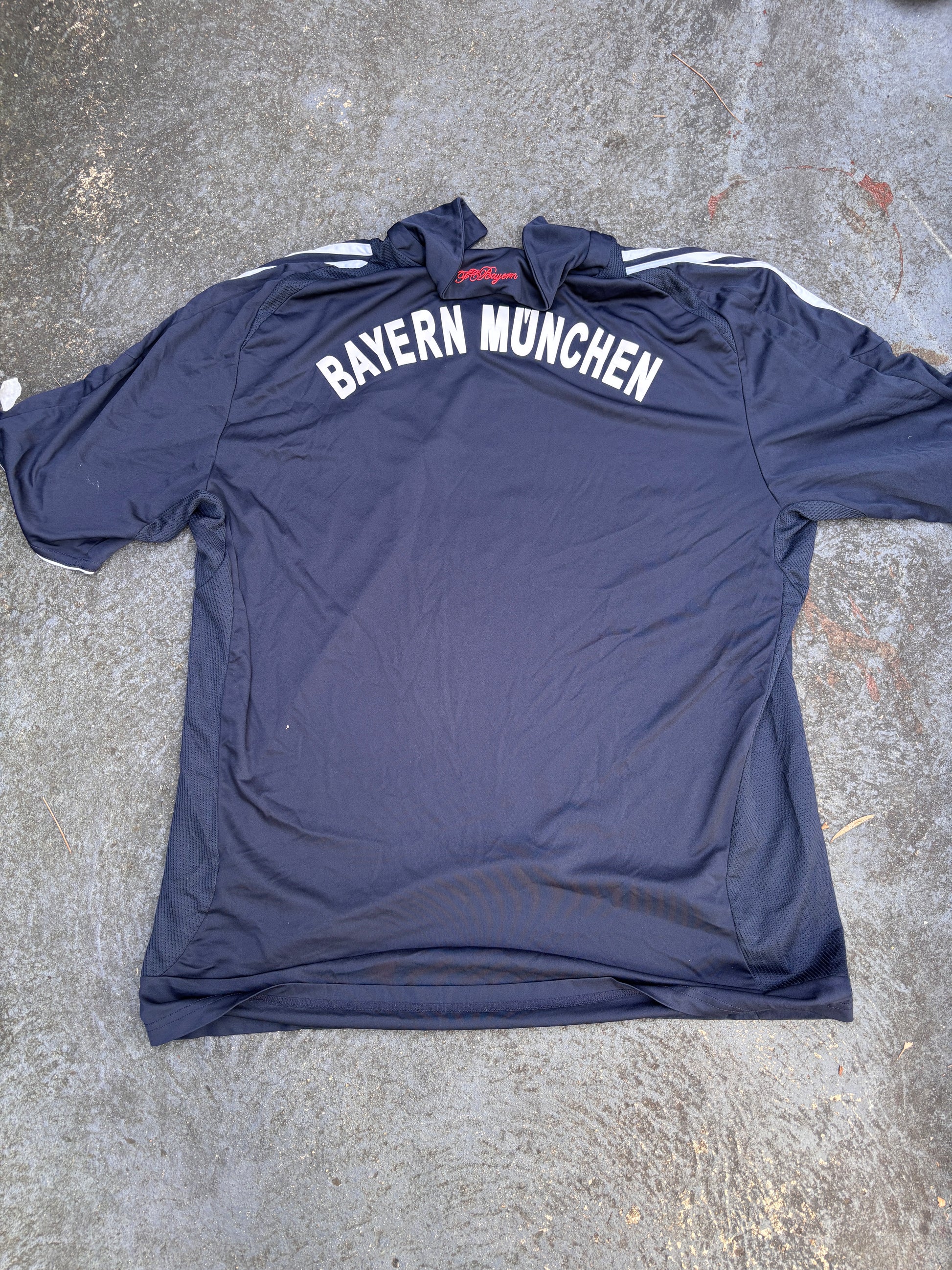 Vintage Y2K Adidas Bayern Munich Jersey Size L Navy Chest Logos Back Spell Out