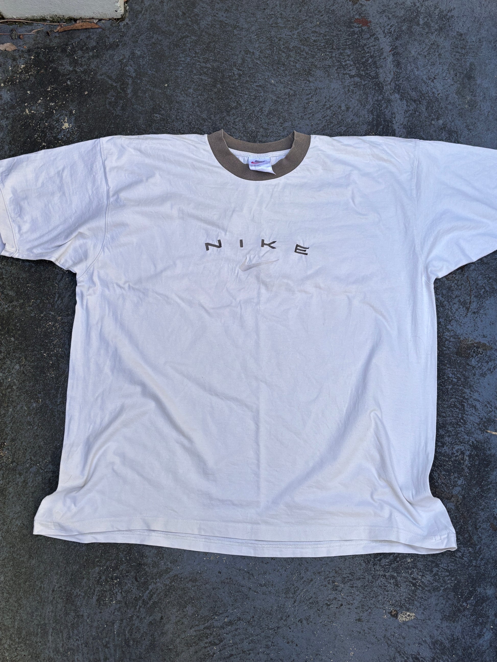 Vintage 90s Nike T-Shirt Size XXL Beige Ringer Tee Centre Spell Out Swoosh Logo