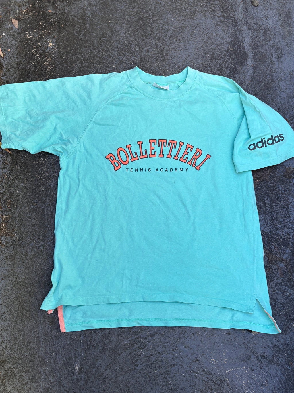 Vintage 90s Adidas T-Shirt Size XL Green Bollettieri Tennis Academy Graphic