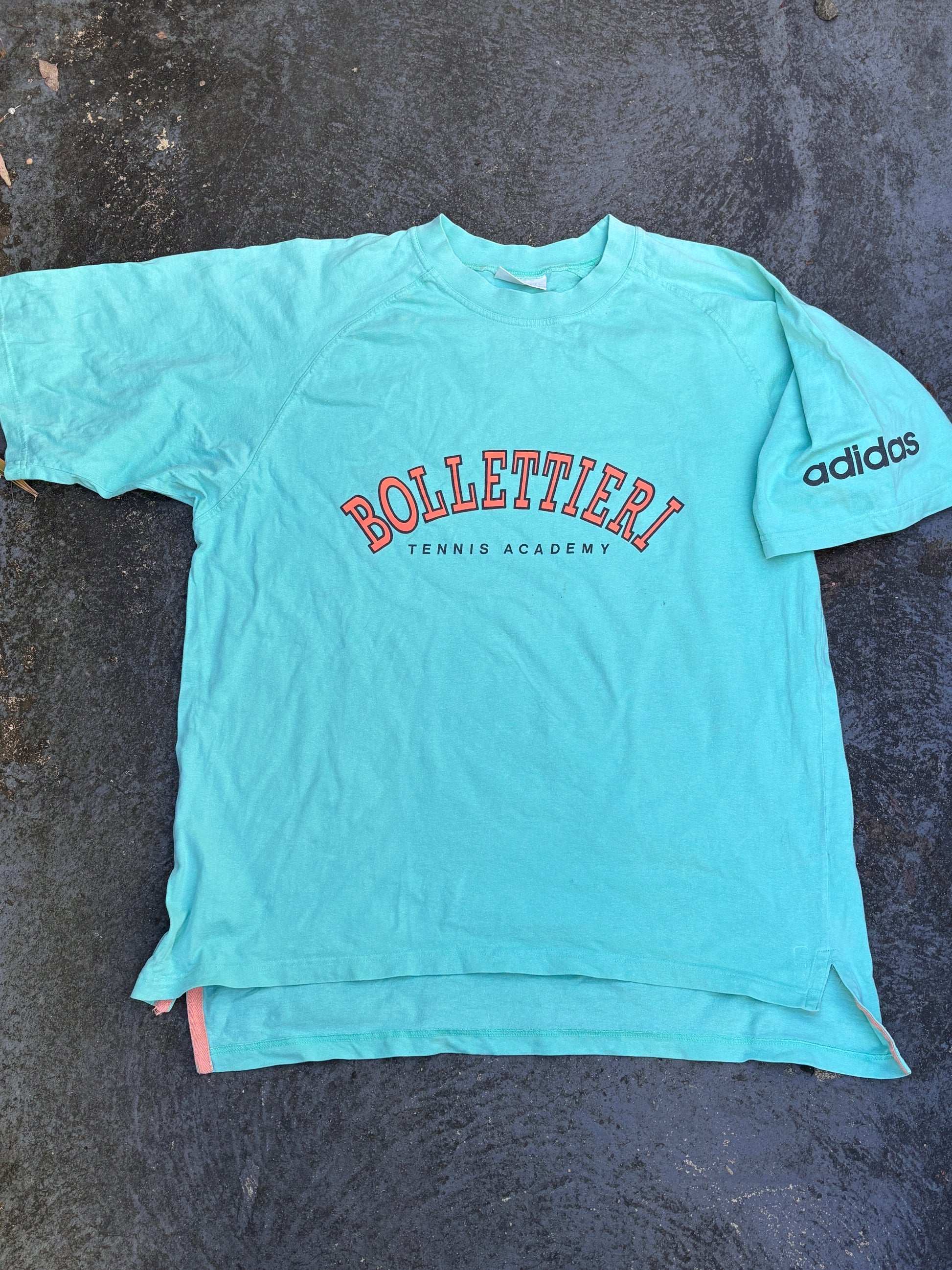 Vintage 90s Adidas T-Shirt Size XL Green Bollettieri Tennis Academy Graphic