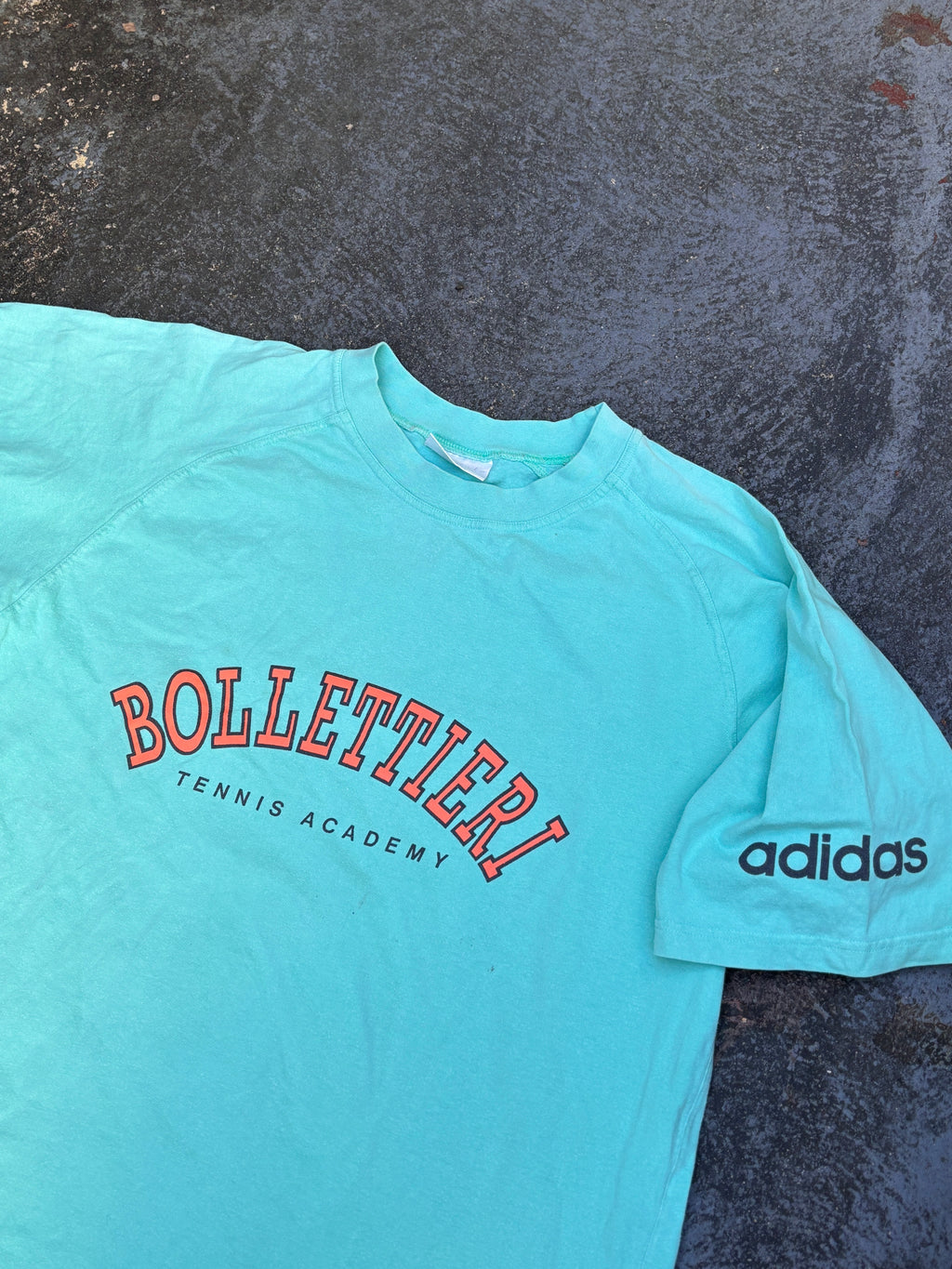 Vintage 90s Adidas T-Shirt Size XL Green Bollettieri Tennis Academy Graphic