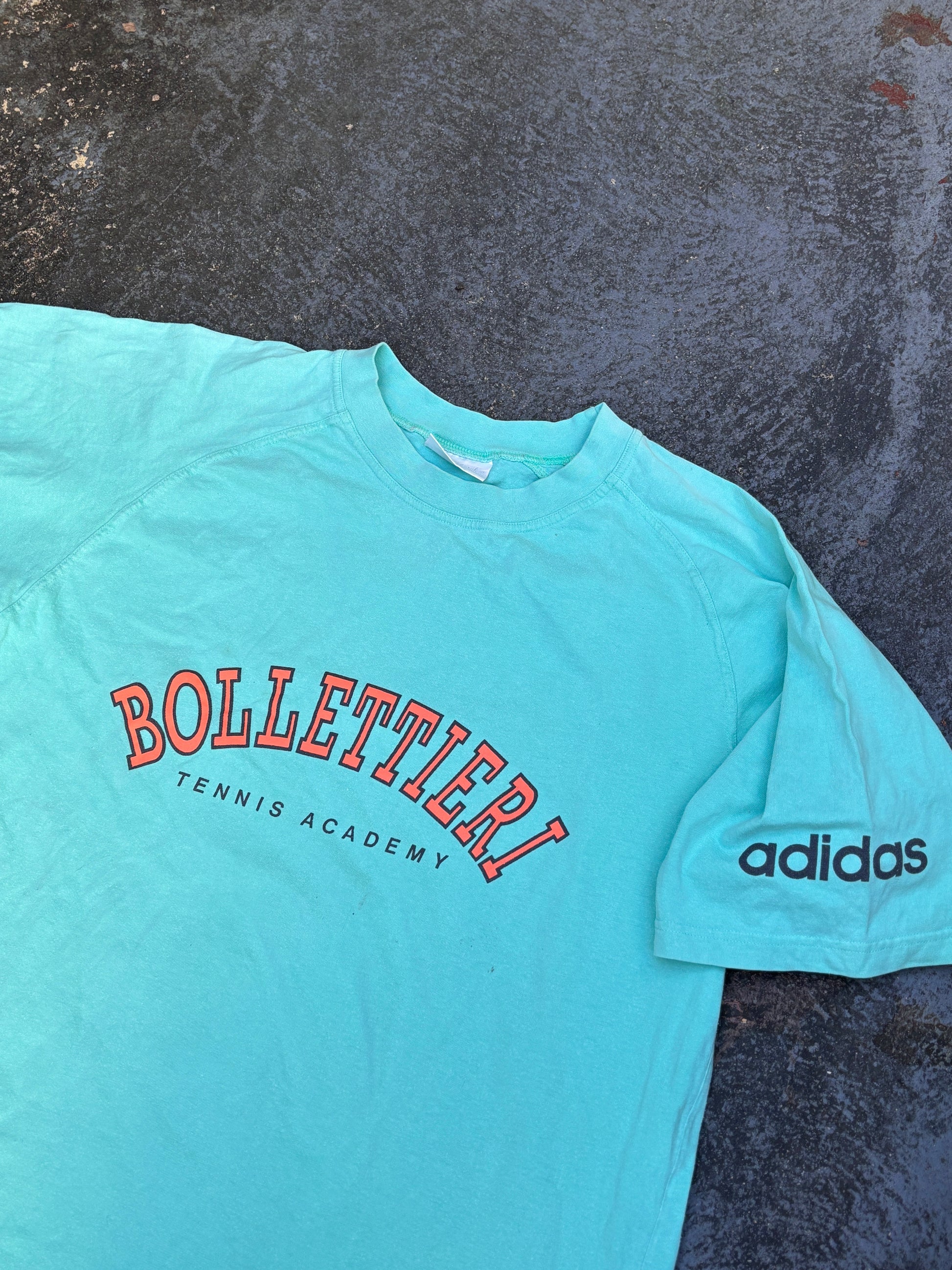 Vintage 90s Adidas T-Shirt Size XL Green Bollettieri Tennis Academy Graphic