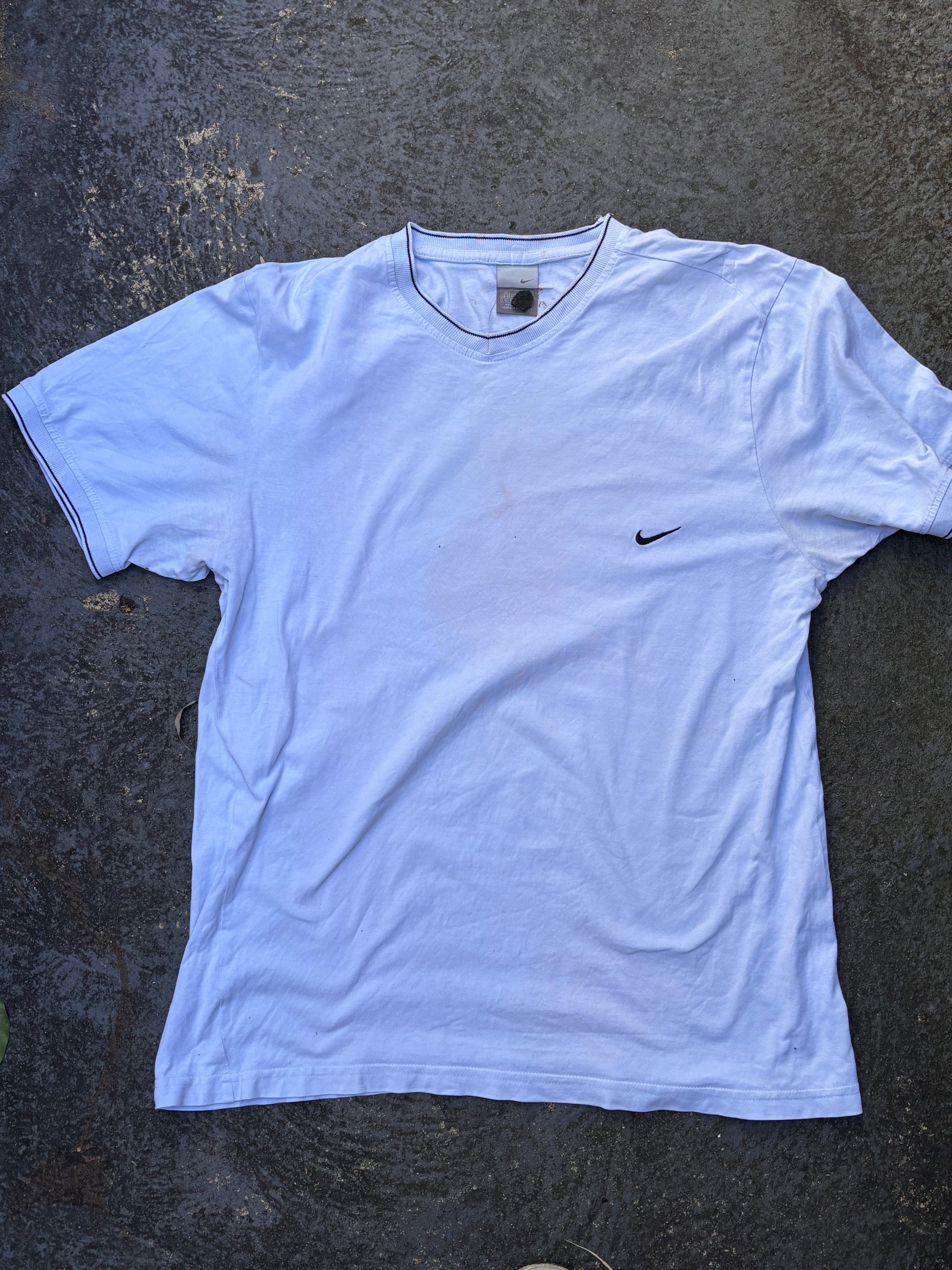 Vintage Y2K Nike T-Shirt Size L Light Blue V-Neck Embroidered Chest Swoosh