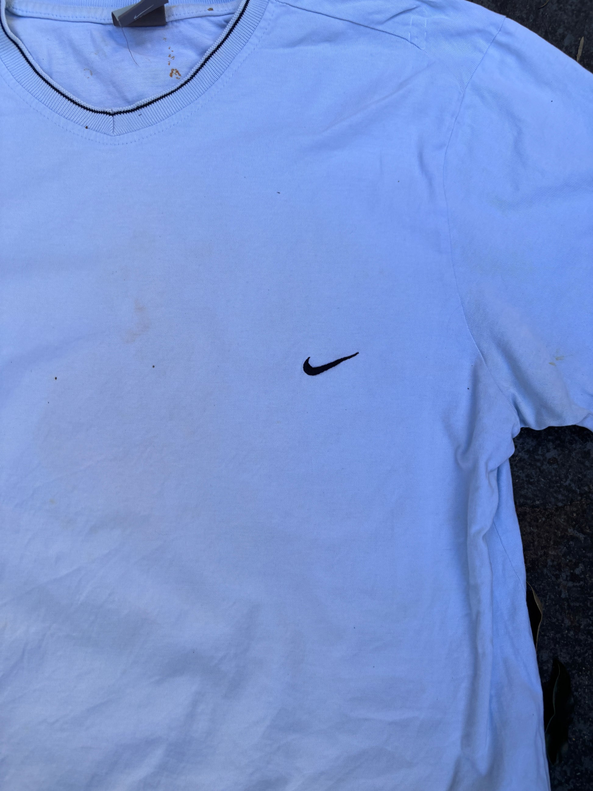 Vintage Y2K Nike T-Shirt Size L Light Blue V-Neck Embroidered Chest Swoosh