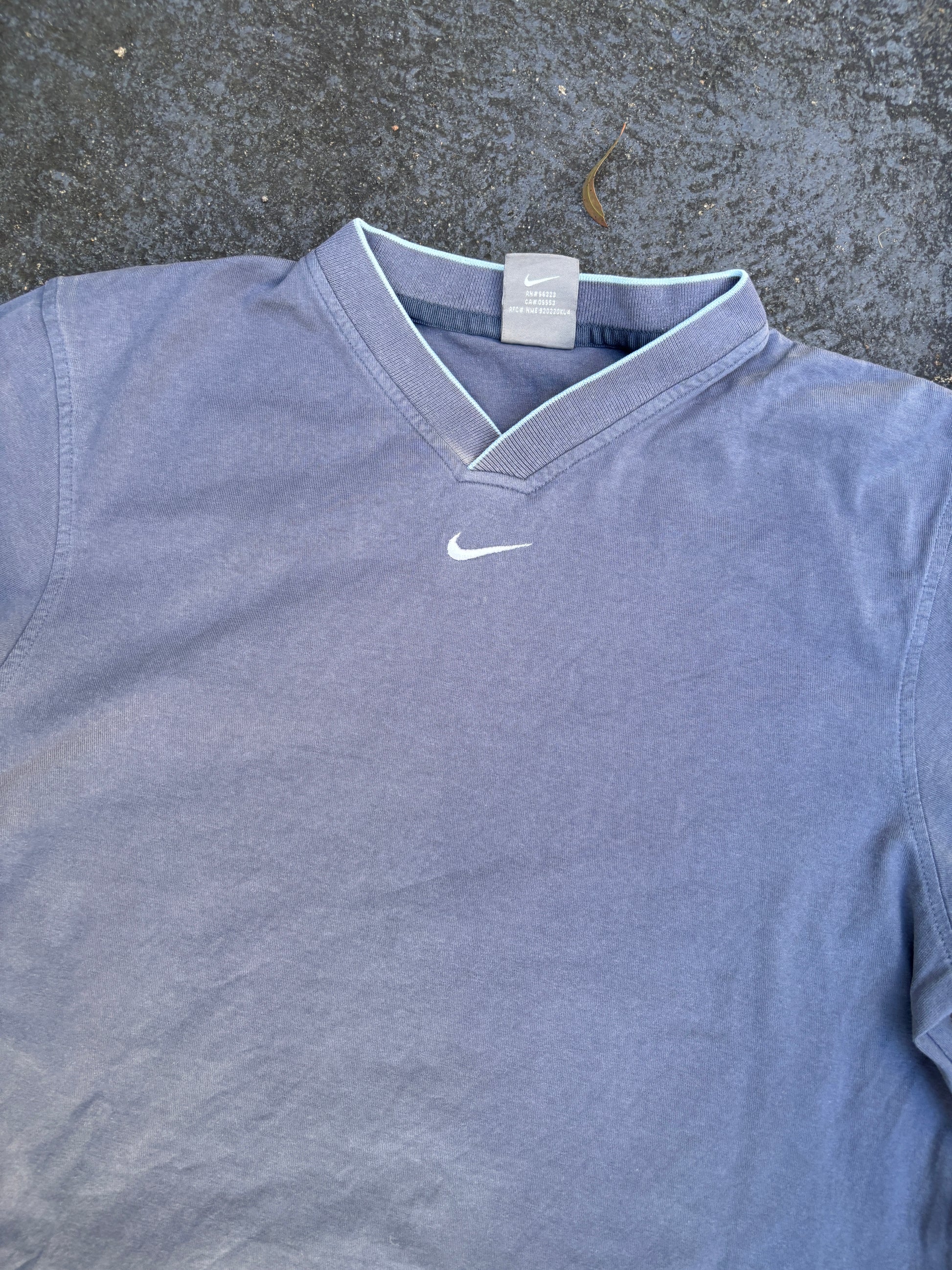 Vintage Y2K Nike T-Shirt Size M Grey Blue V-Neck Centre Embroidered Swoosh