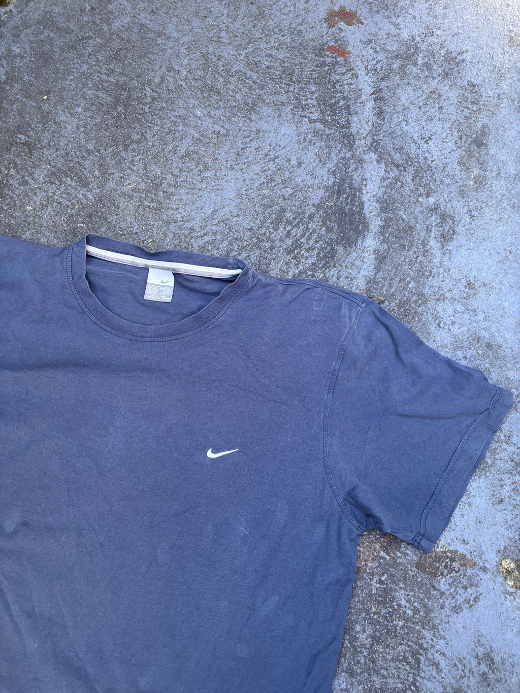 Vintage Y2K Nike T-Shirt Size XL Navy White Embroidered Swoosh Crew Neck