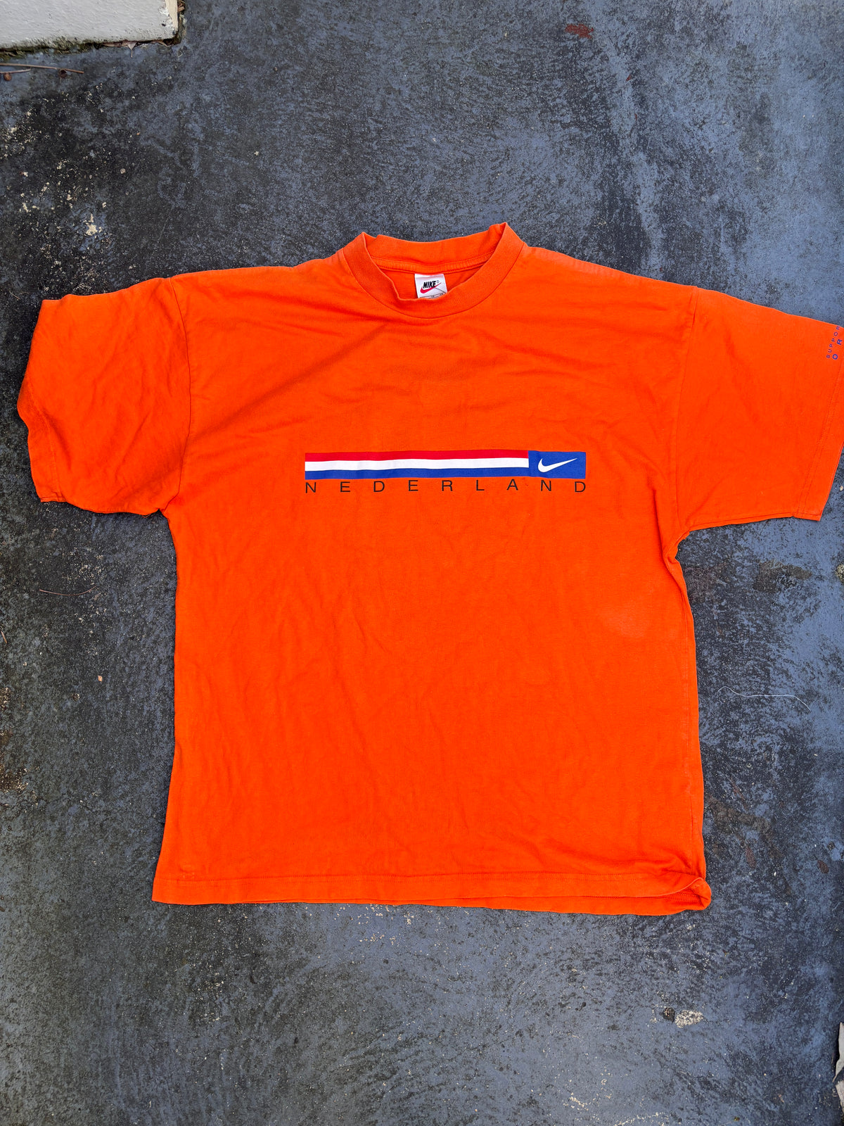 Vintage 90s Nike Netherlands Footabll T-Shirt Size XL Orange National Team Front Back Logo