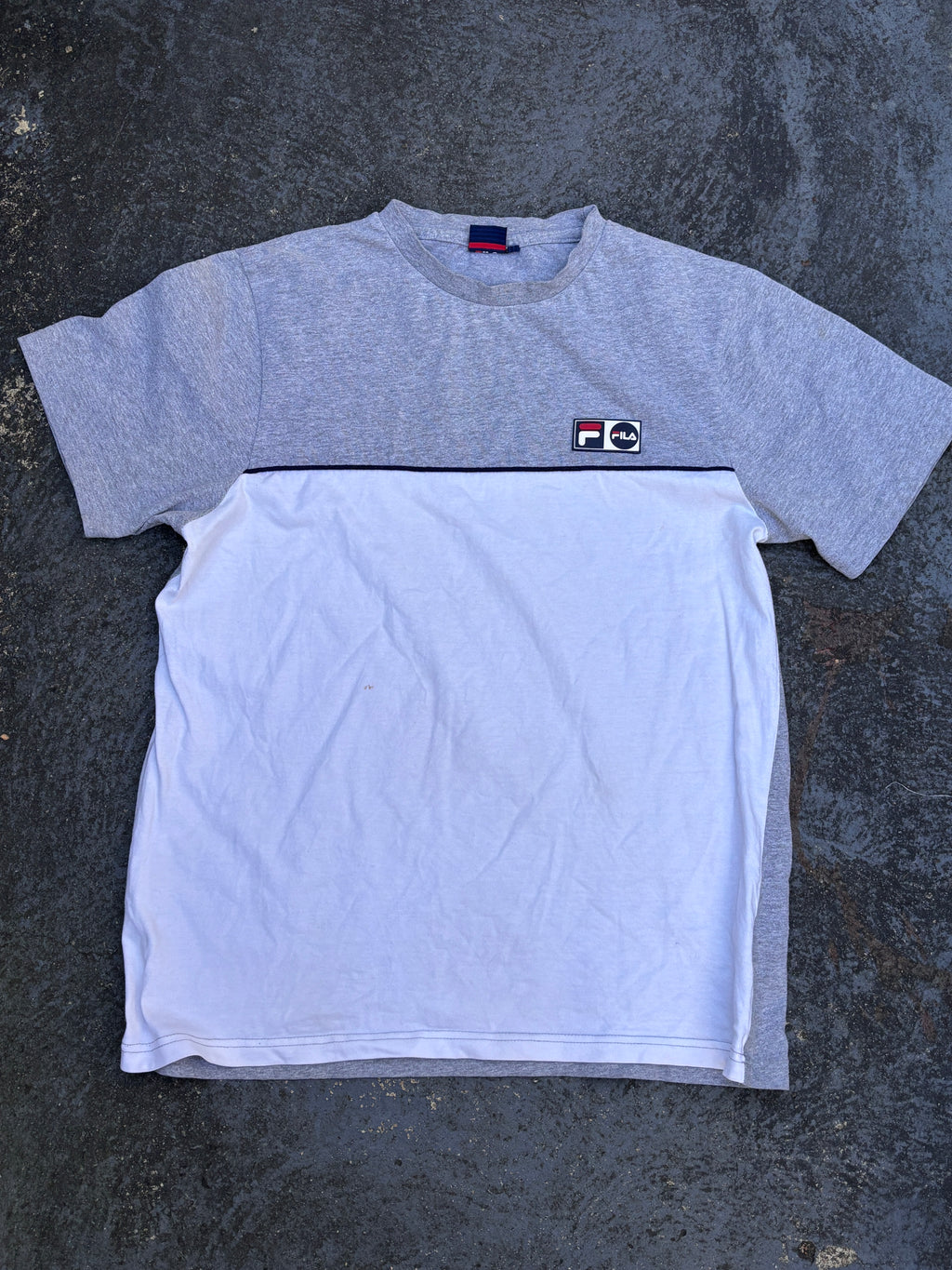Fila Colour Block T-Shirt Size M Grey White Badge Logo