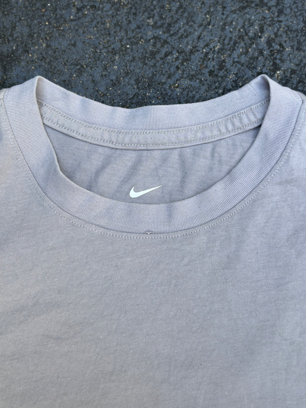 Nike Trail T-Shirt Size S Grey Large Graphic Logo Crew Neck