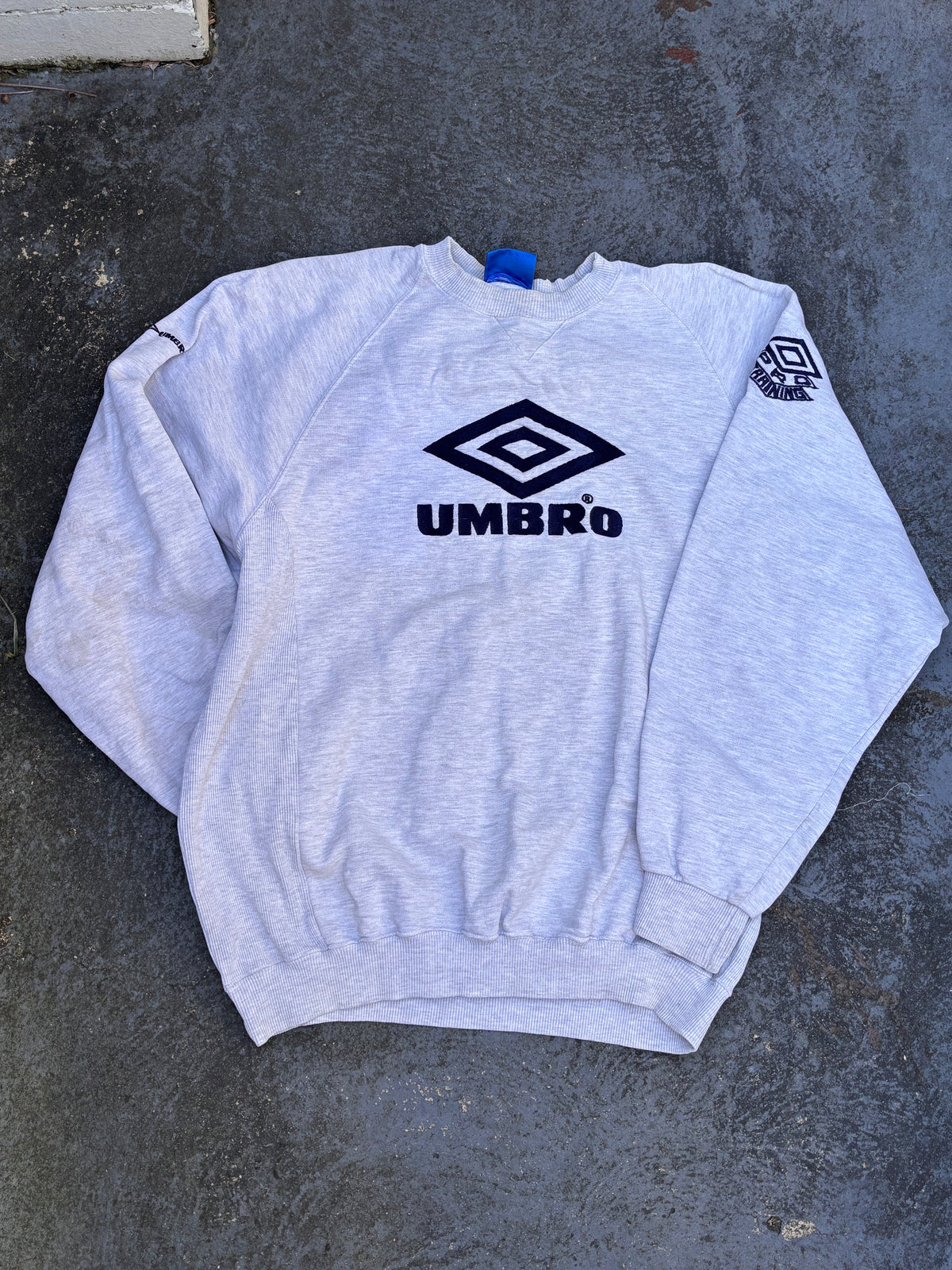 Vintage 90s Umbro Jumper Size XL Grey Embroidered Logos Front Back Sleeve Detail