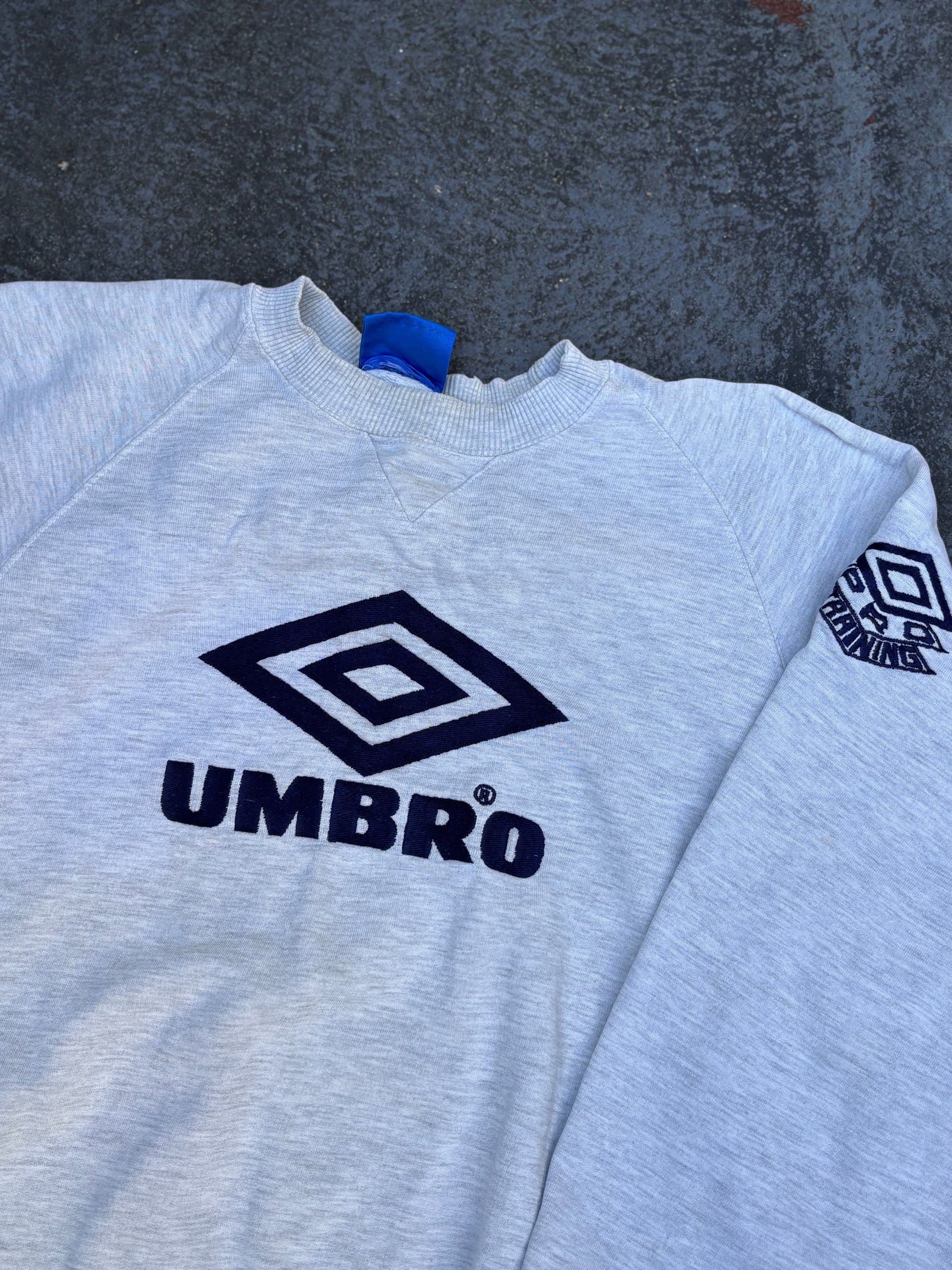 Vintage 90s Umbro Jumper Size XL Grey Embroidered Logos Front Back Sleeve Detail