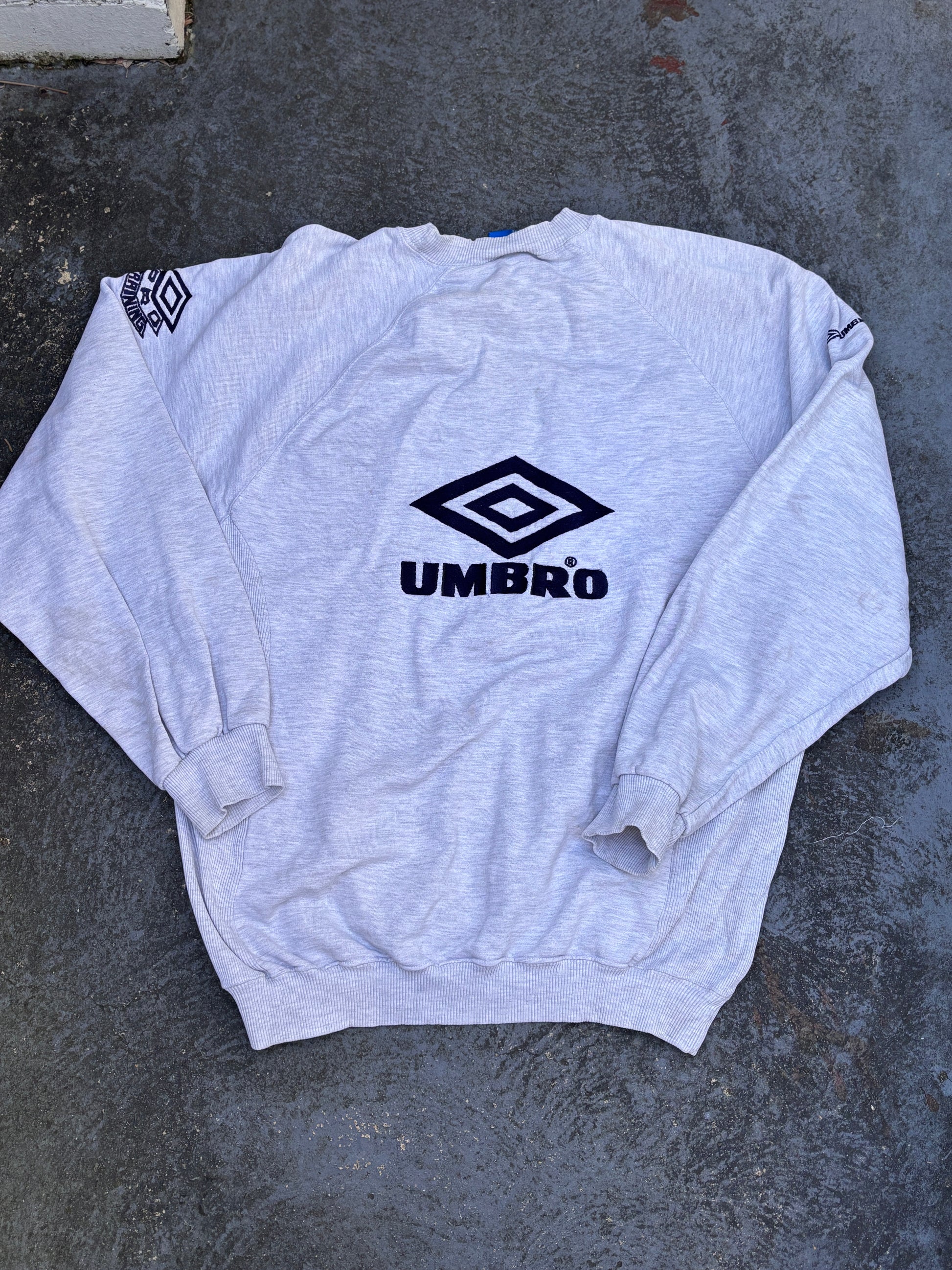 Vintage 90s Umbro Jumper Size XL Grey Embroidered Logos Front Back Sleeve Detail