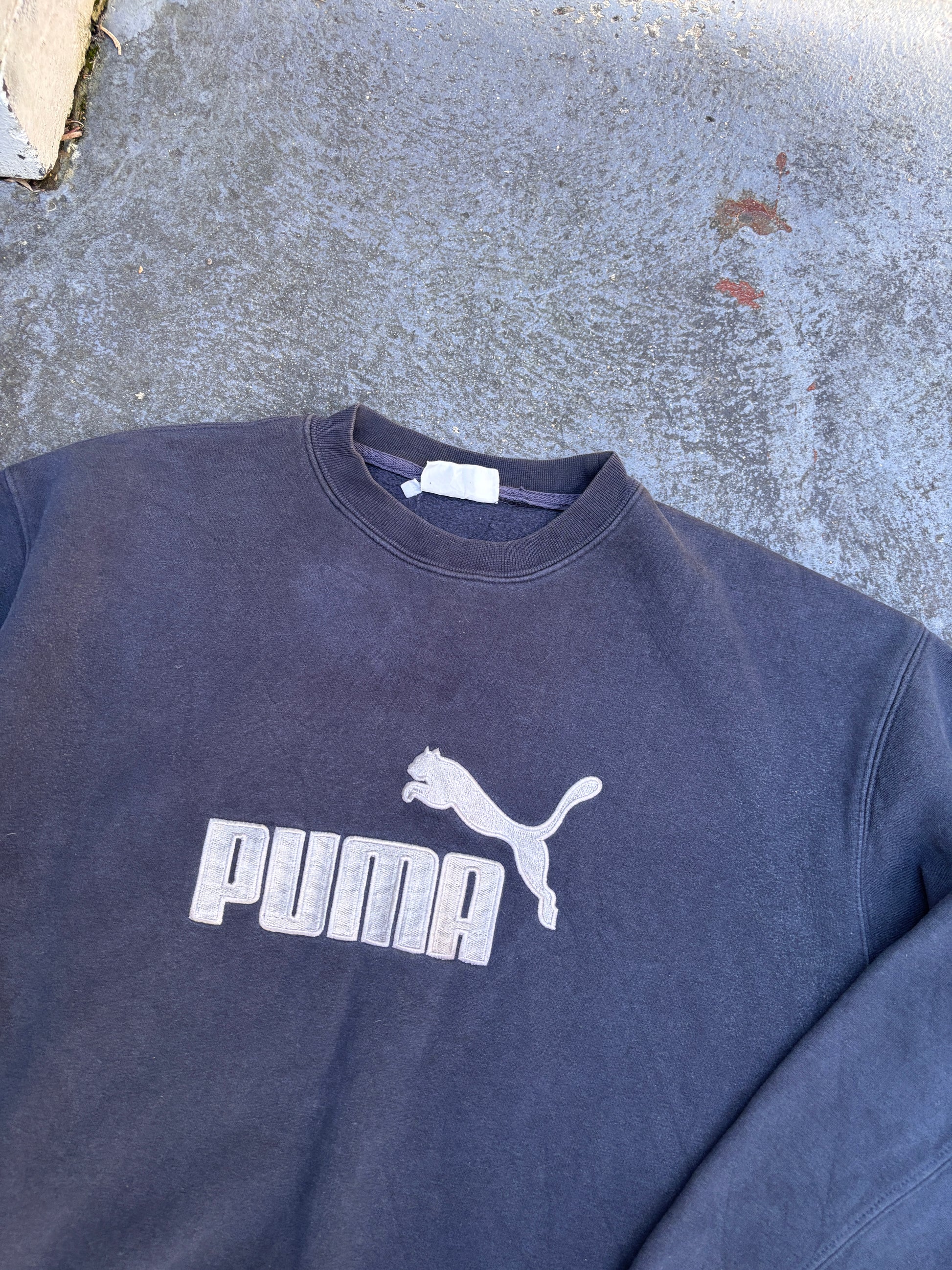 Vintage 90s Puma Jumper Size M Navy Large Embroidered Logo Sweatshirt