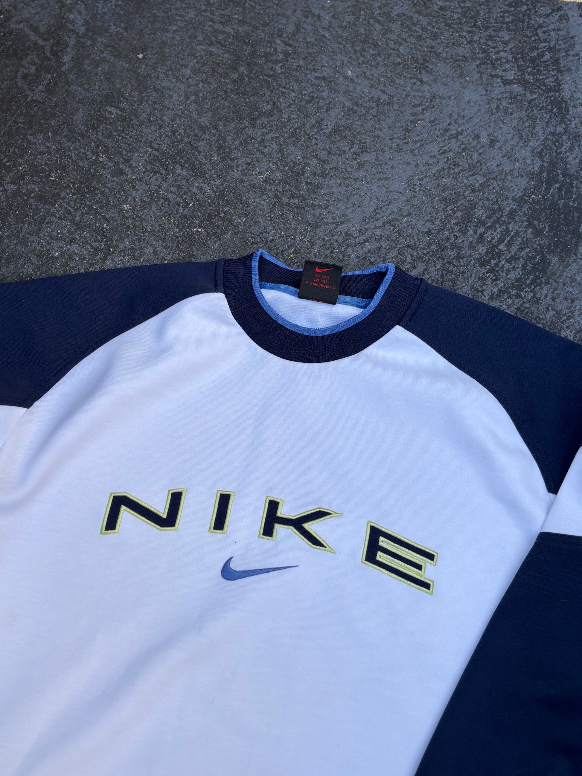 Vintage 90s Nike Jumper Size M White Navy Spell Out Swoosh Sweatshirt